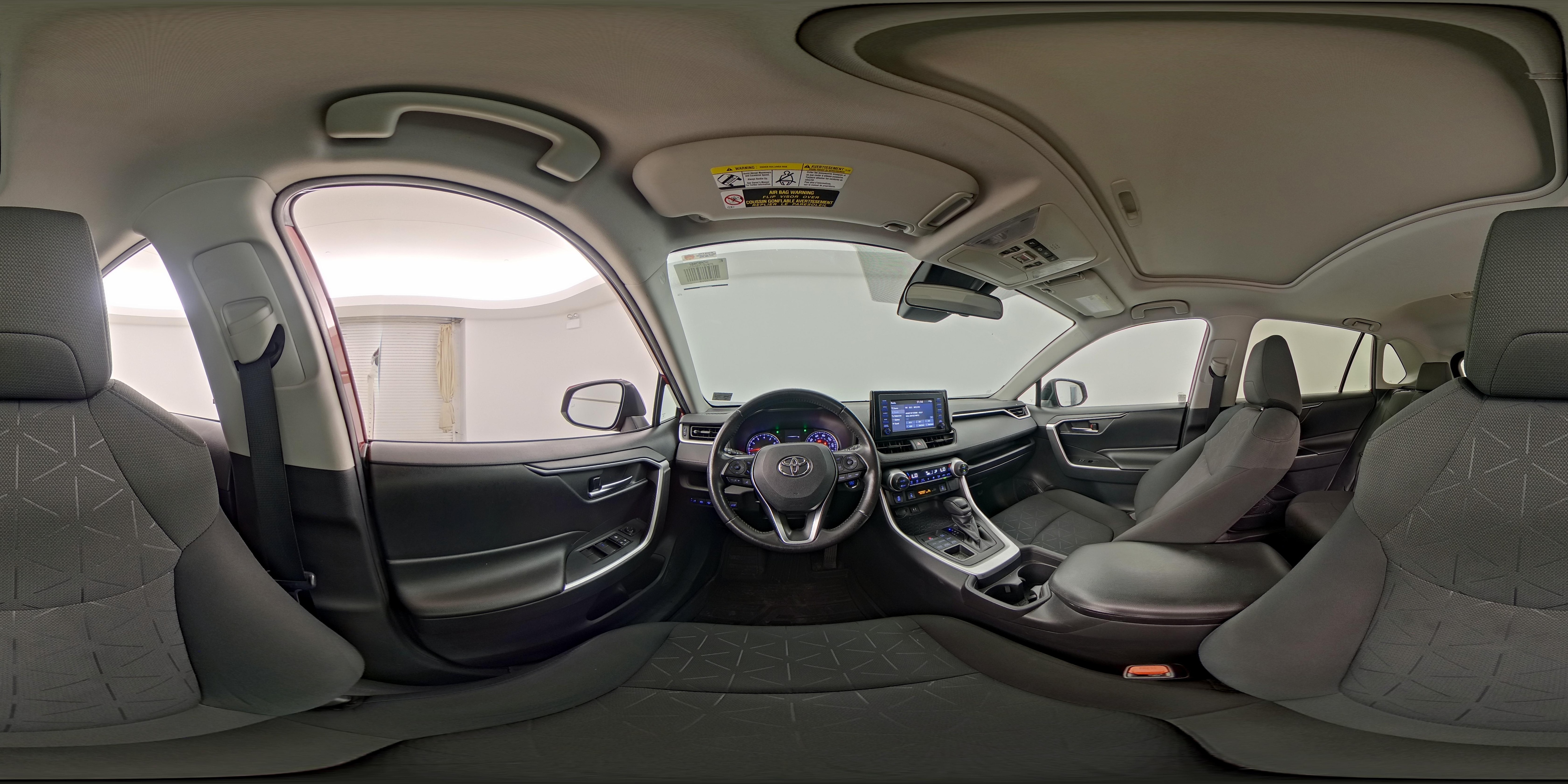 2019 Toyota RAV4 XLE - Photo 27