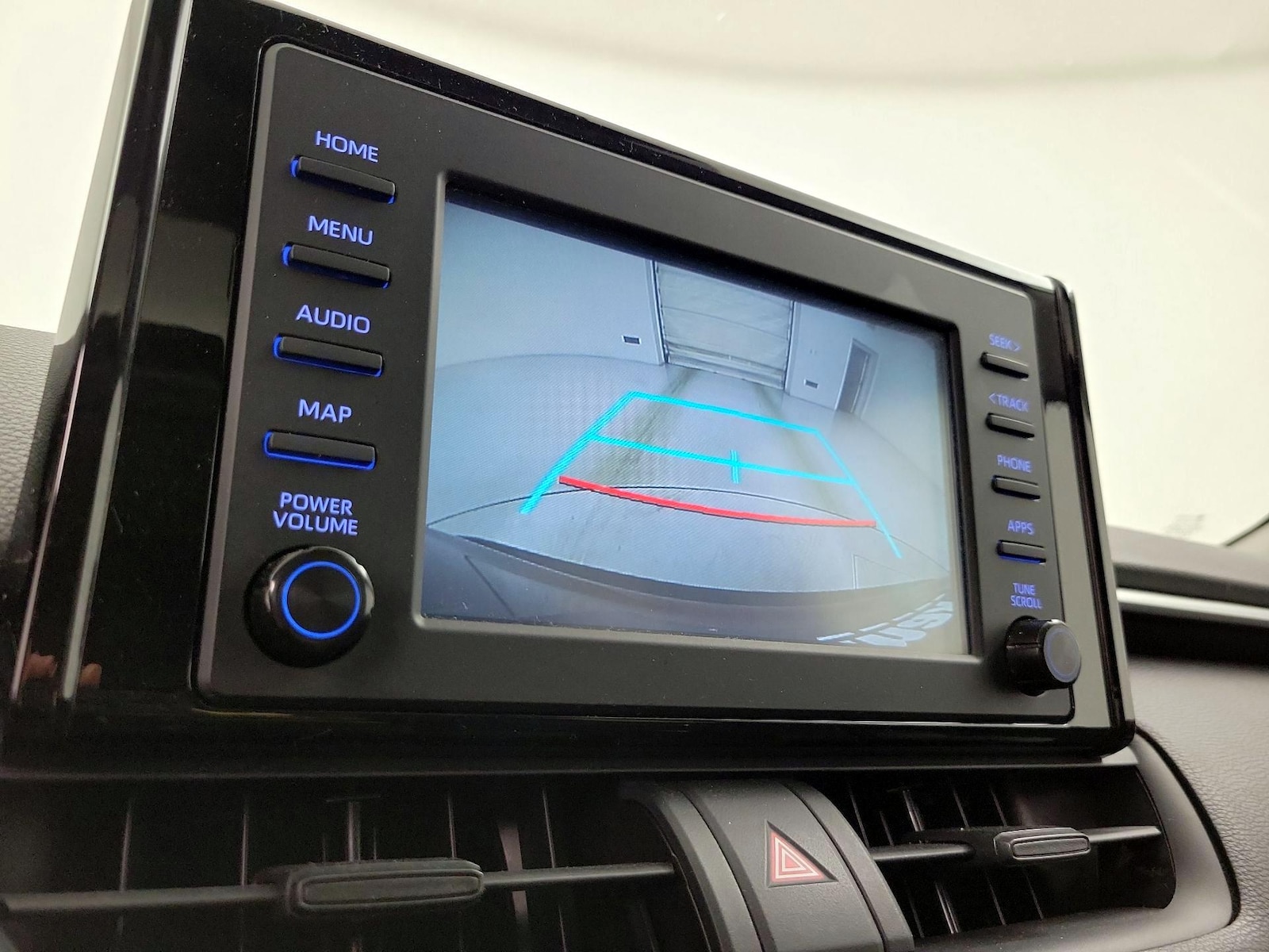 2019 Toyota RAV4 XLE - Photo 15