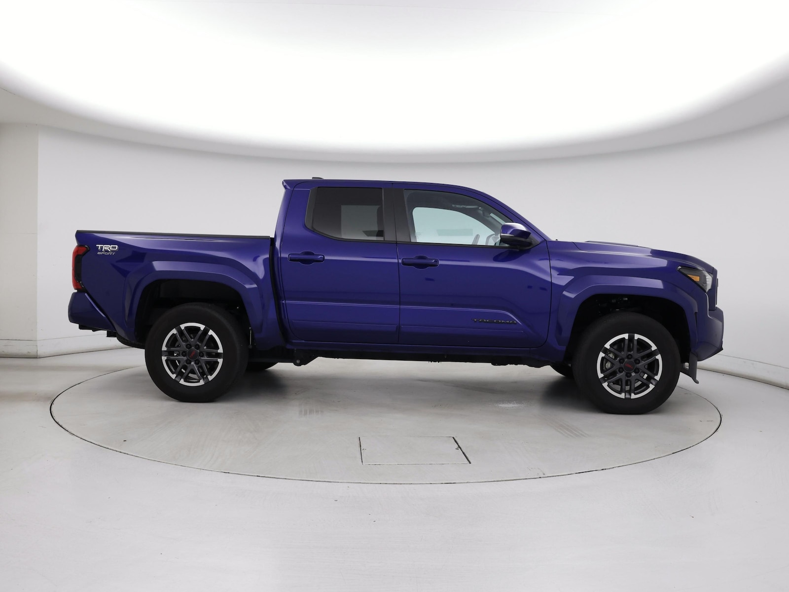 2024 Toyota Tacoma TRD Sport - Photo 8