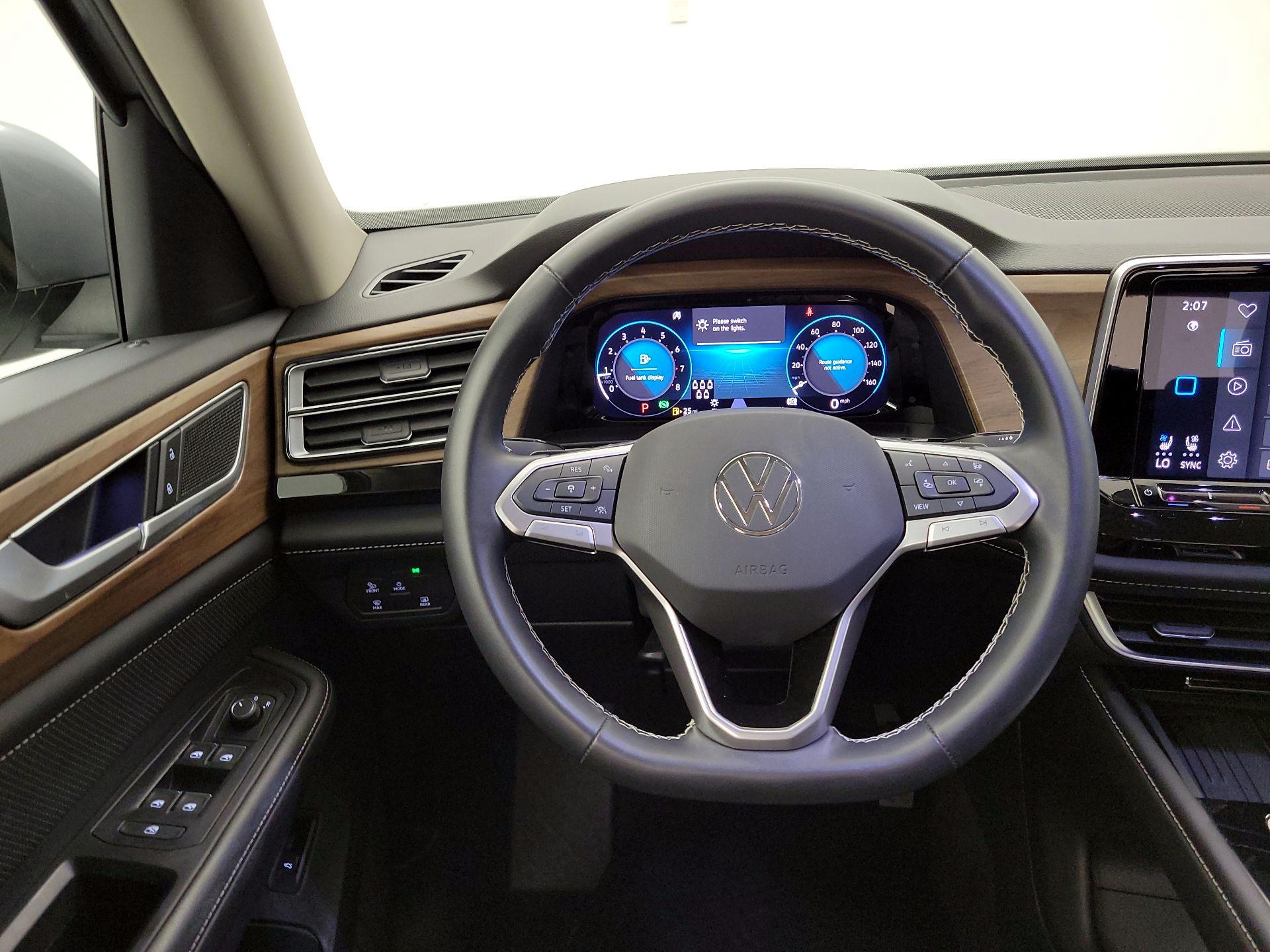 Thumbnail: 2025 Volkswagen Atlas - 10