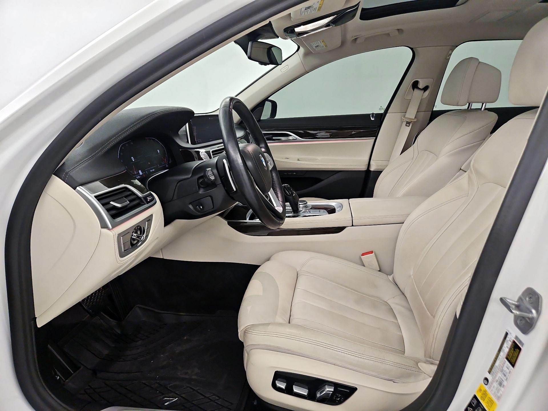 Thumbnail: 2021 BMW 7 Series - 9
