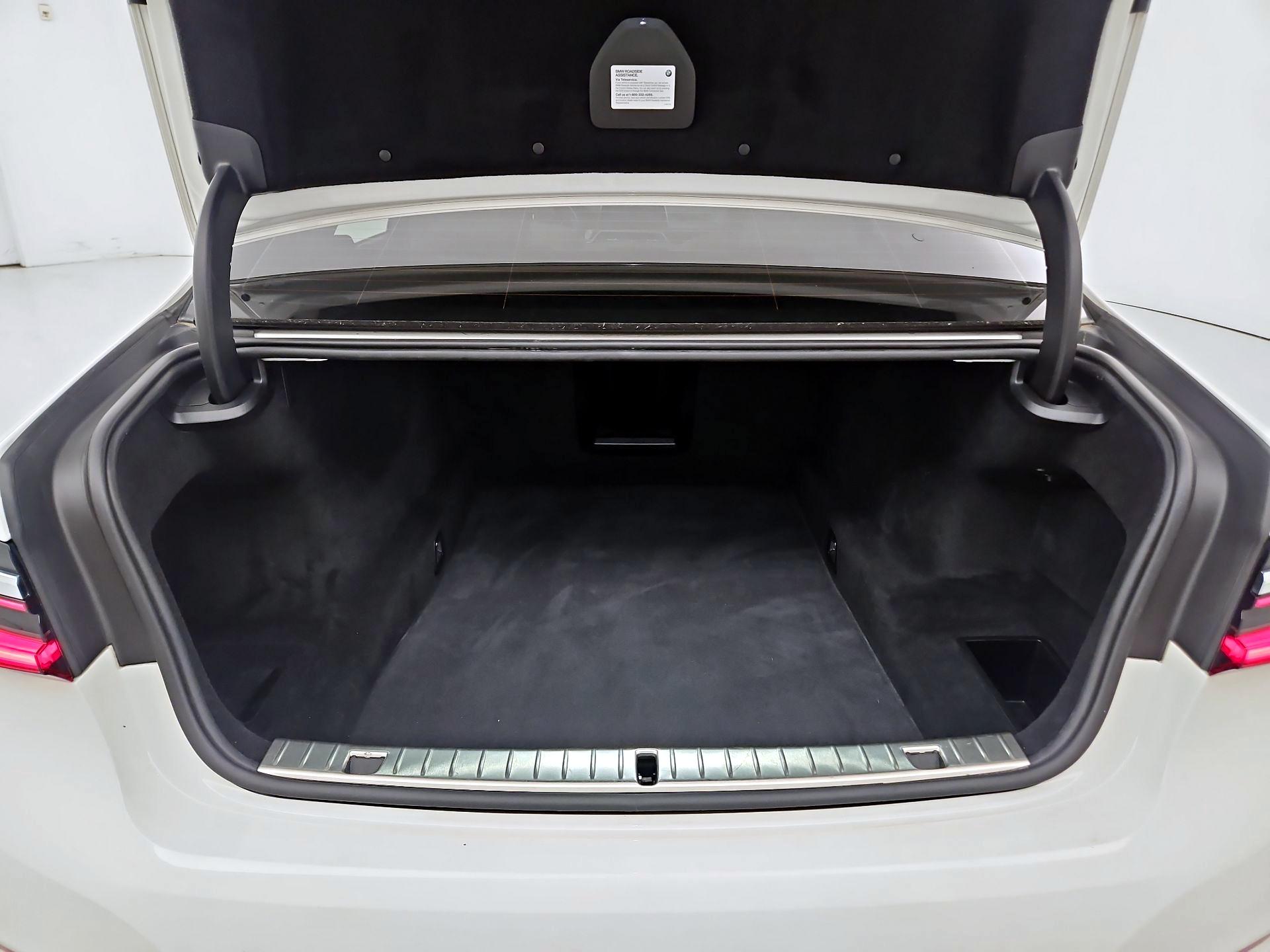 Thumbnail: 2021 BMW 7 Series - 20