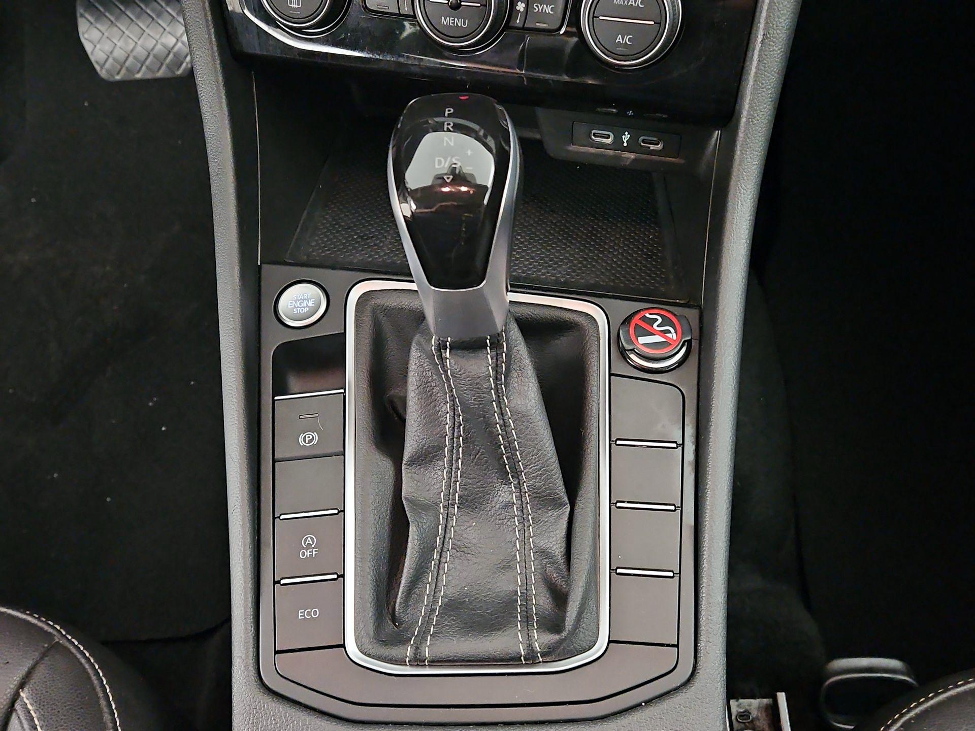 Thumbnail: 2024 Volkswagen Jetta - 15