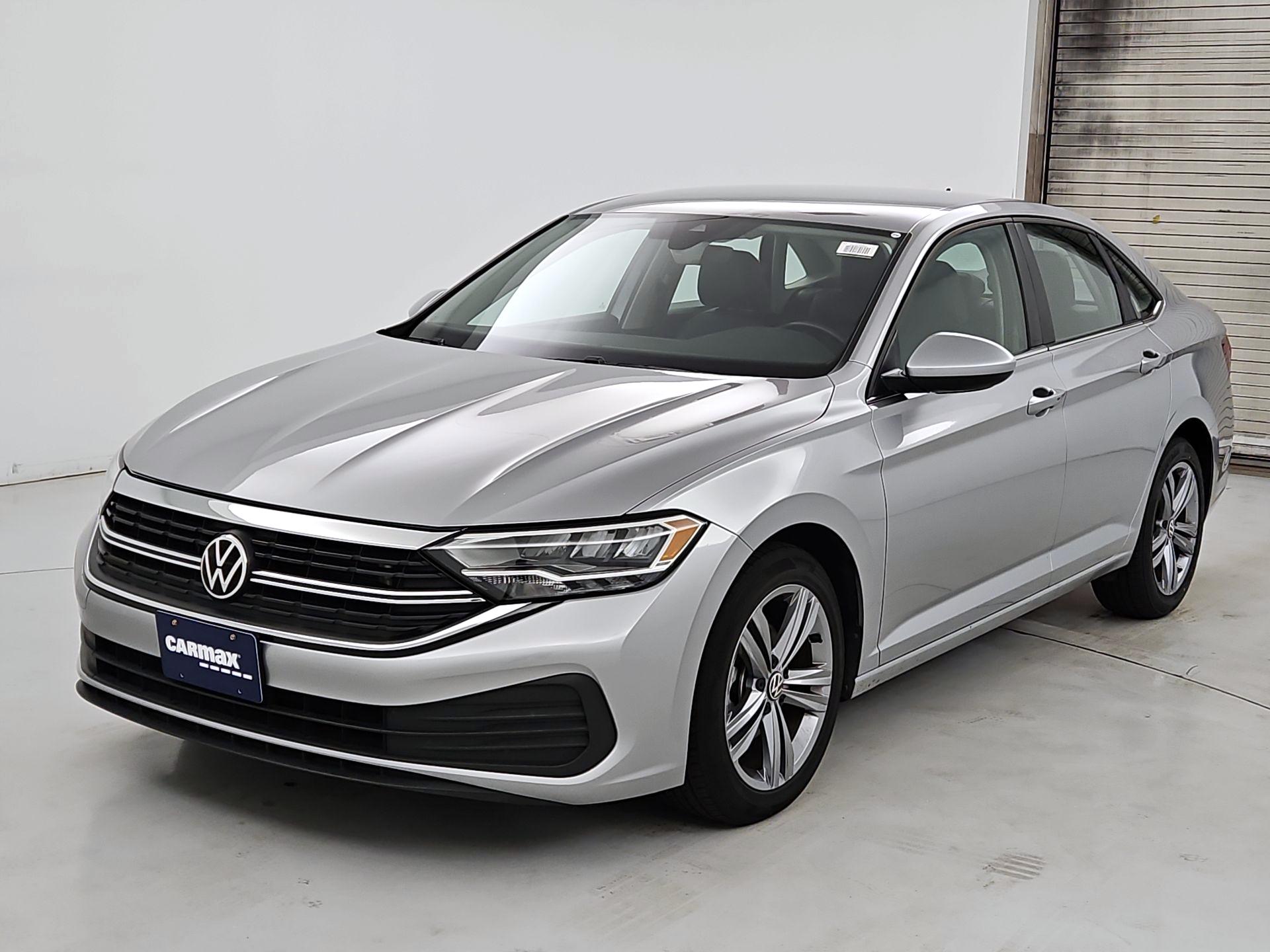 Thumbnail: 2024 Volkswagen Jetta - 3