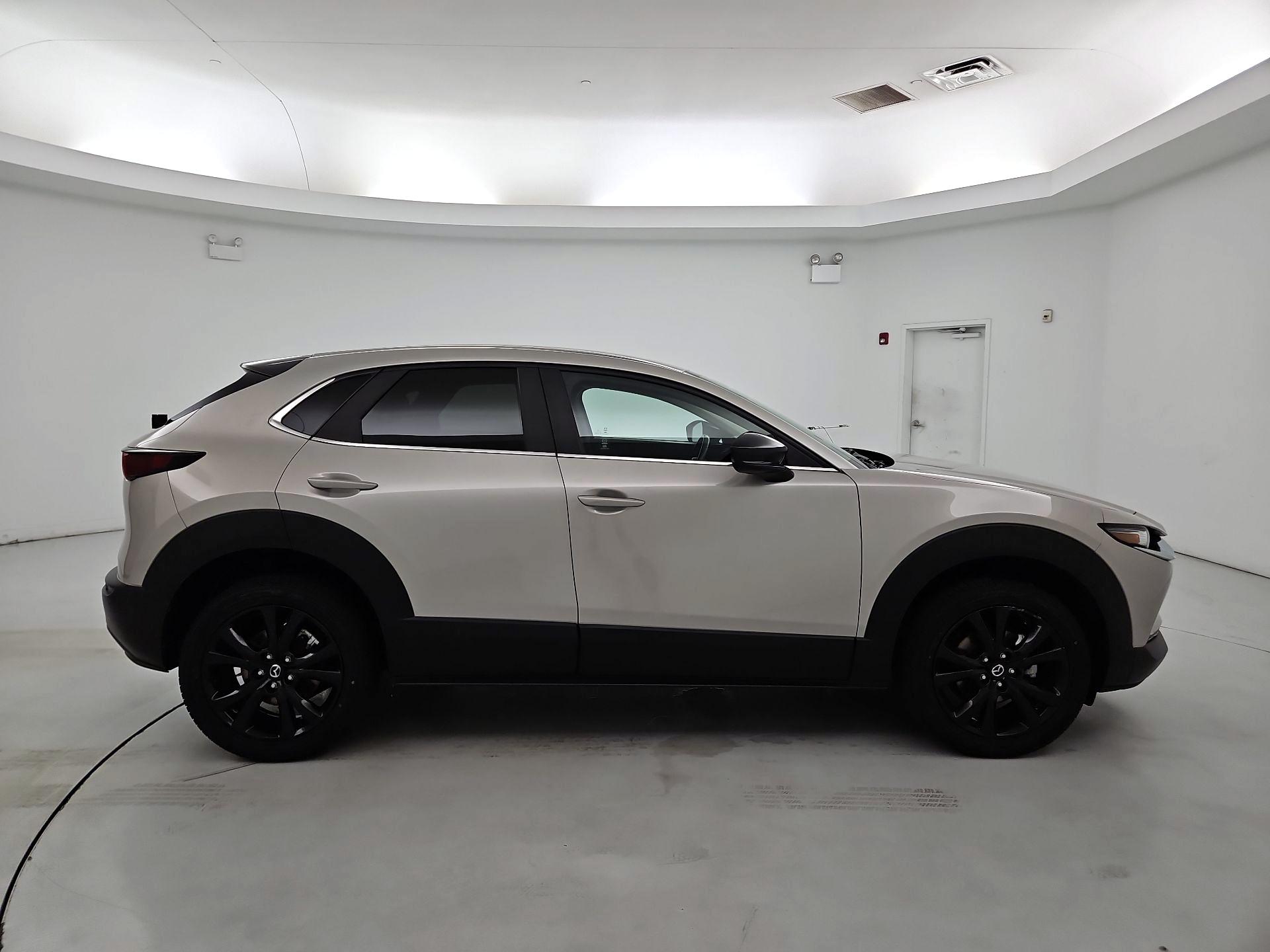 Thumbnail: 2024 Mazda CX-30 - 4