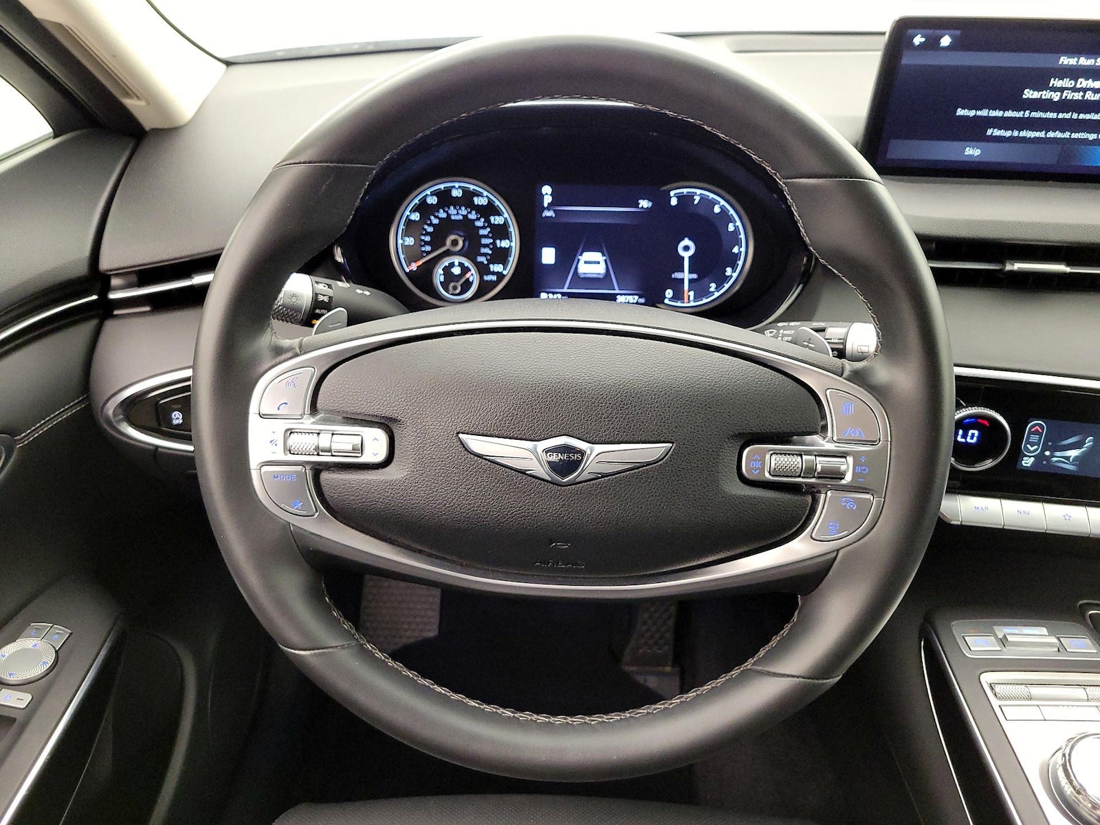 2025 GENESIS GV70 Standard - Photo 11