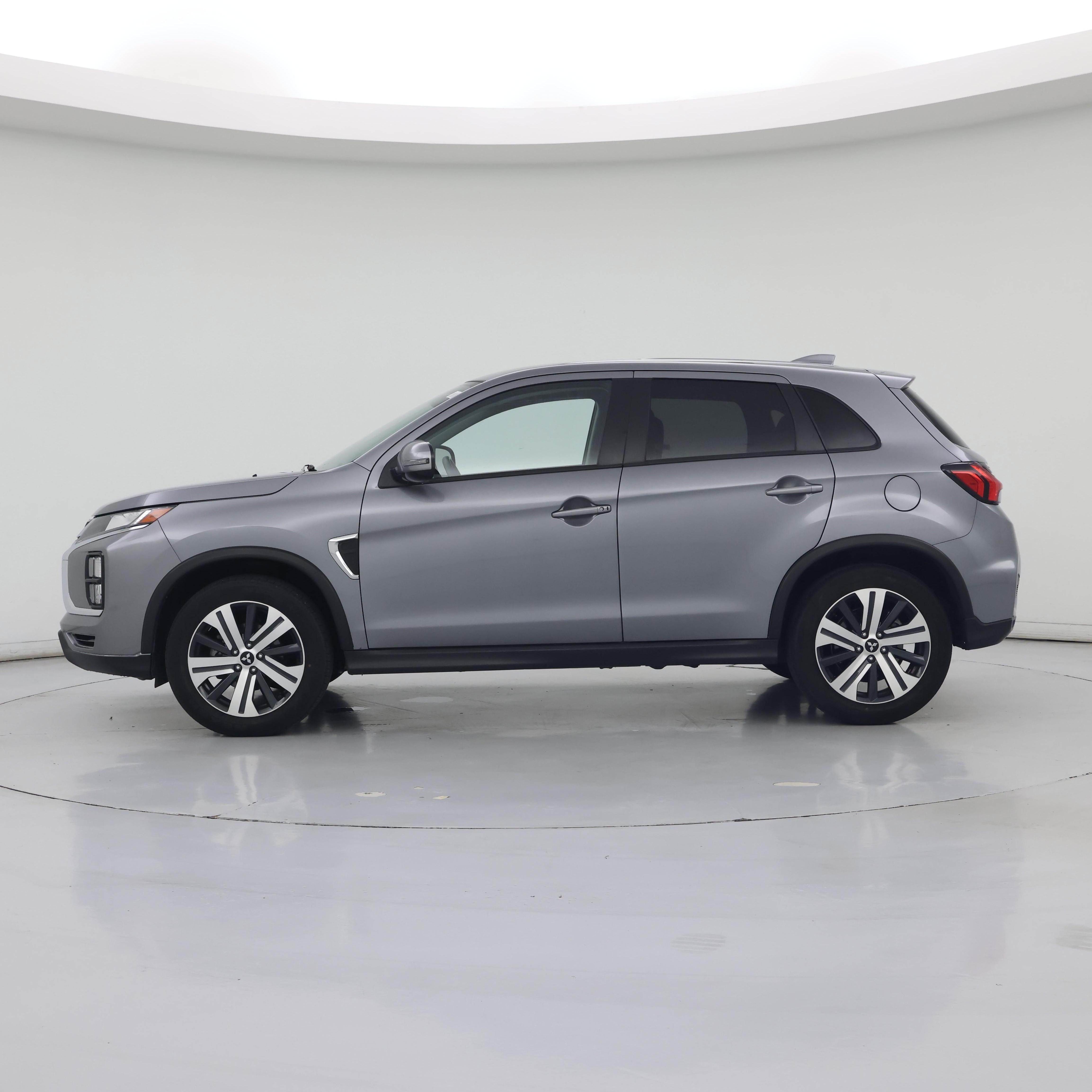 Thumbnail: 2025 Mitsubishi Outlander Sport - 3