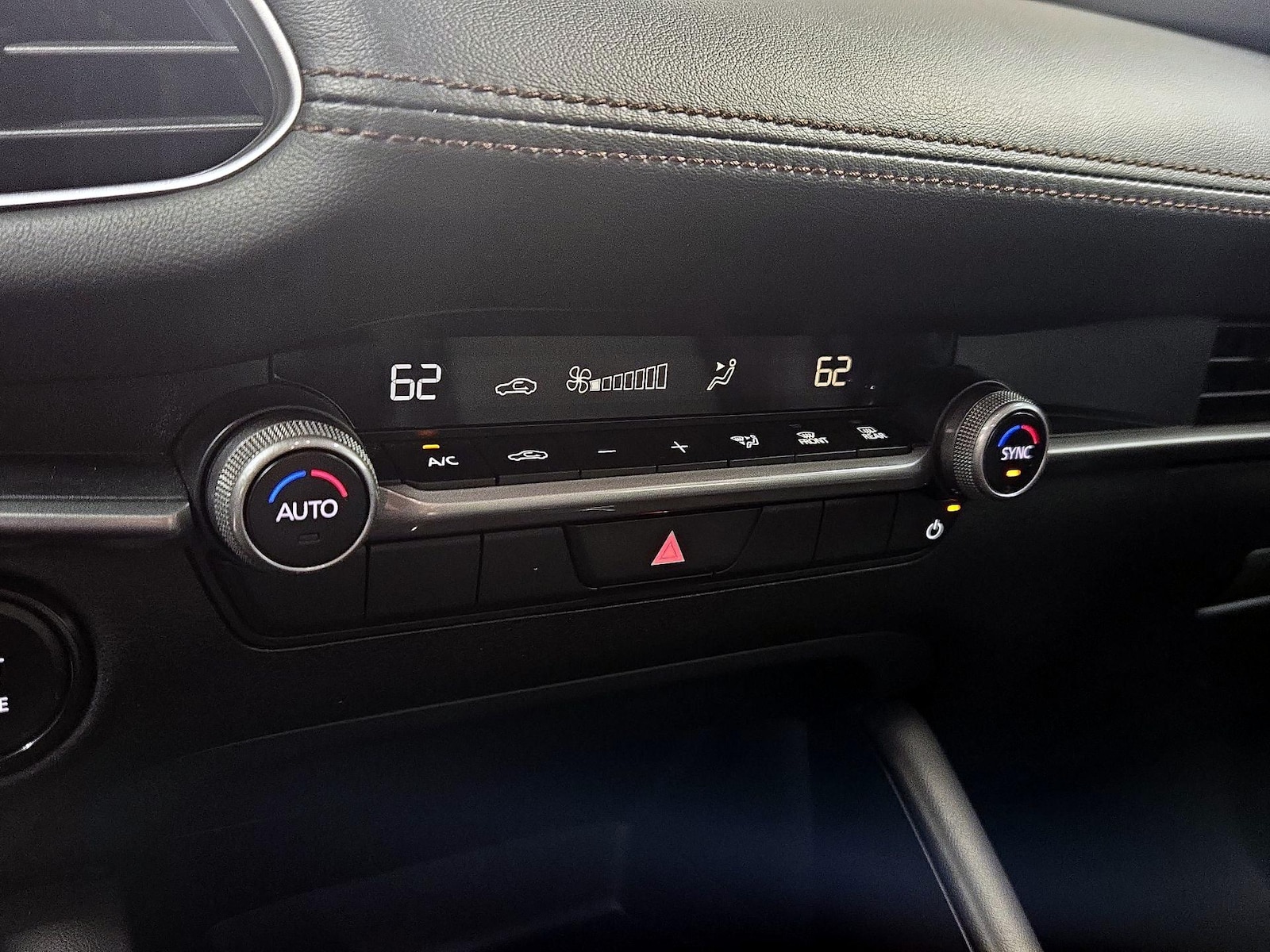 2024 Mazda Mazda3 Select Sport - Photo 17