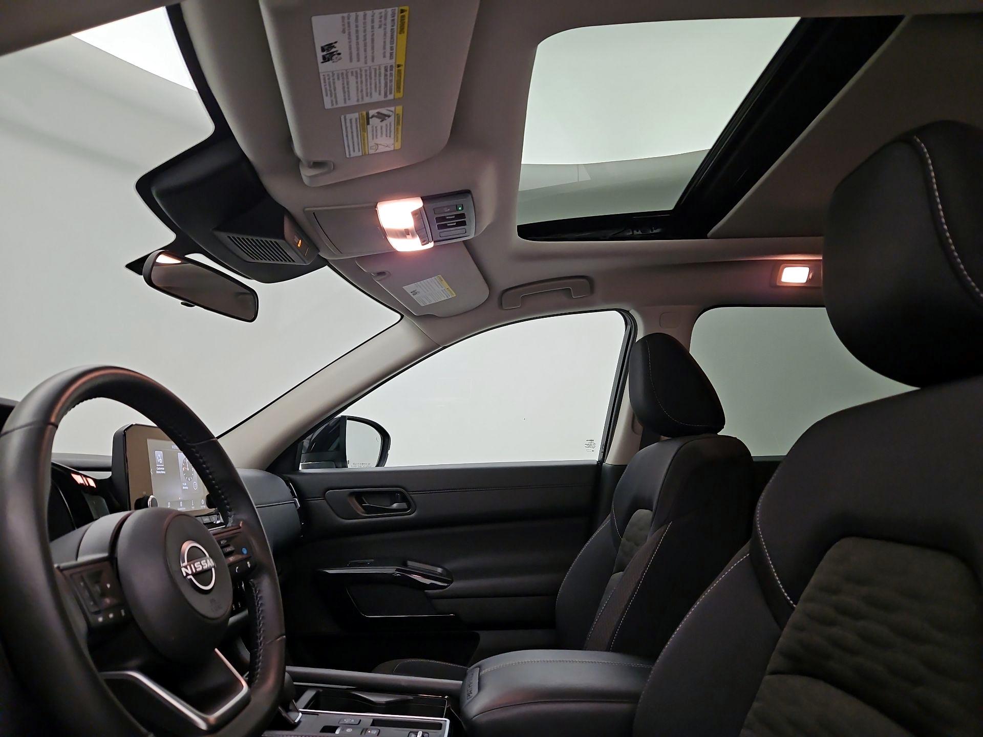Thumbnail: 2025 Nissan Pathfinder - 19