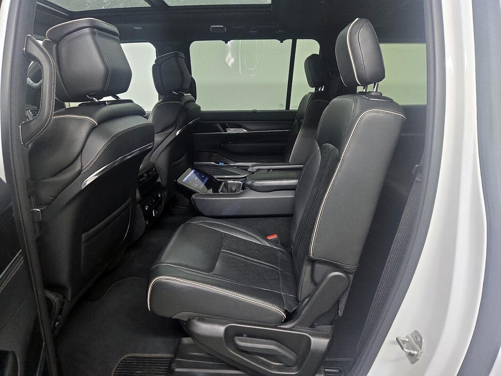 Rear Air Conditioning