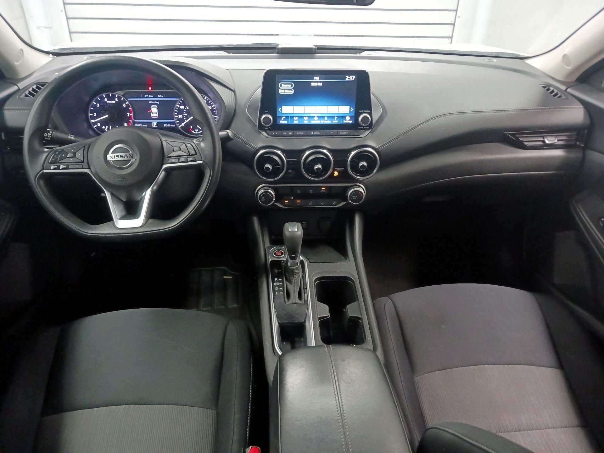 Thumbnail: 2023 Nissan Sentra - 9