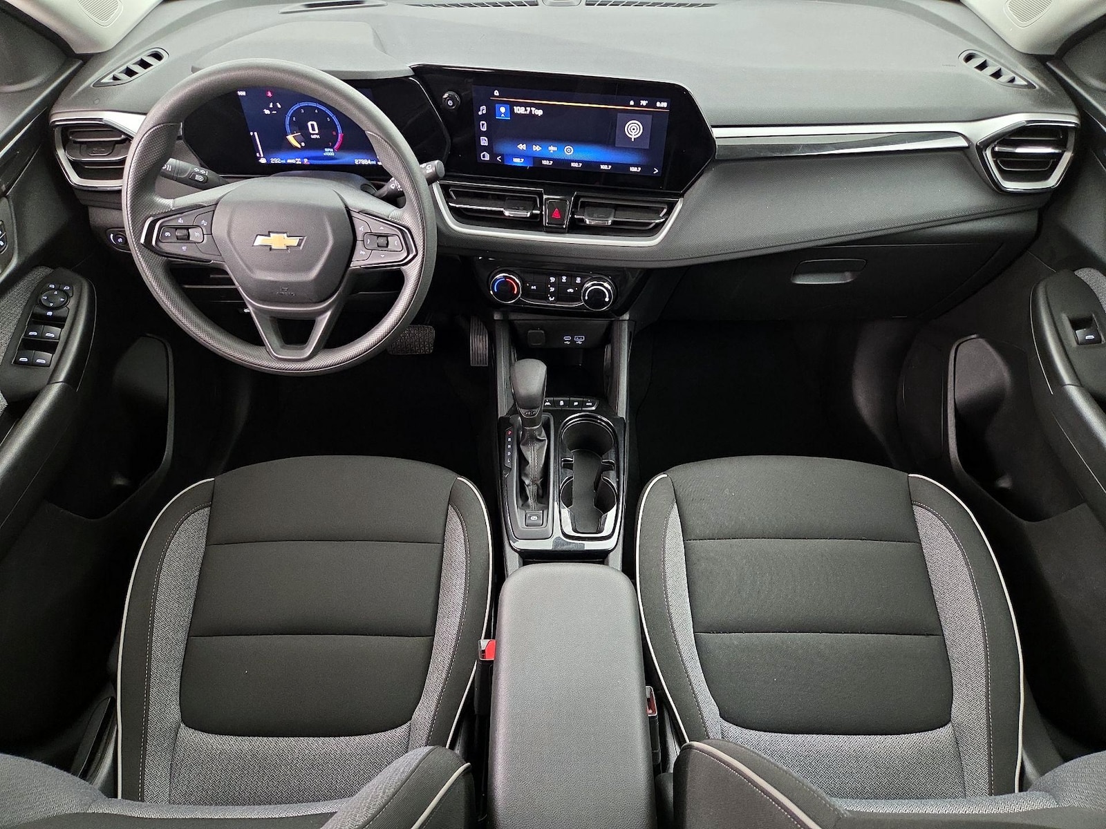 2025 Chevrolet Trailblazer LT - Photo 10