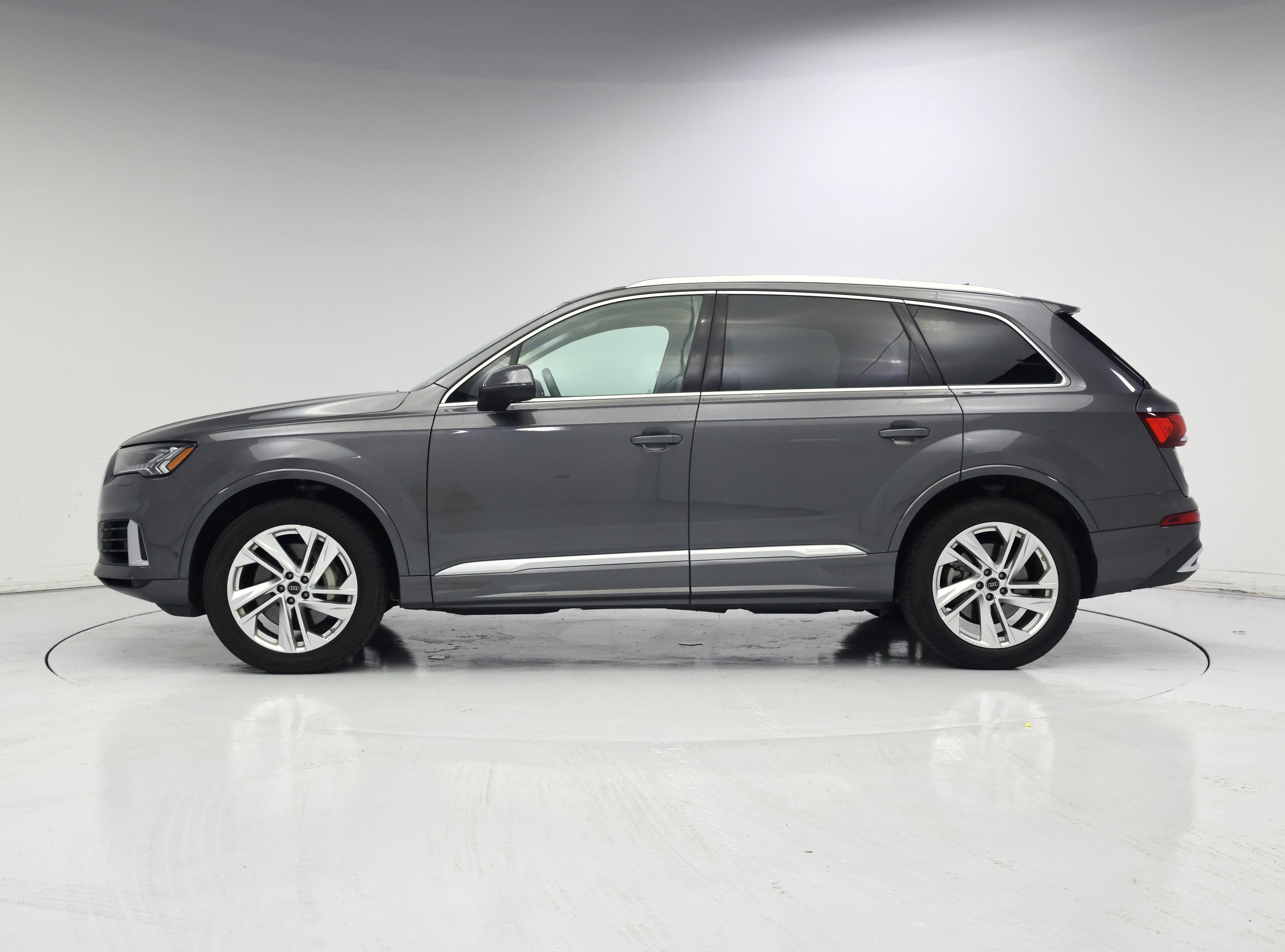 Thumbnail: 2024 Audi Q7 - 3