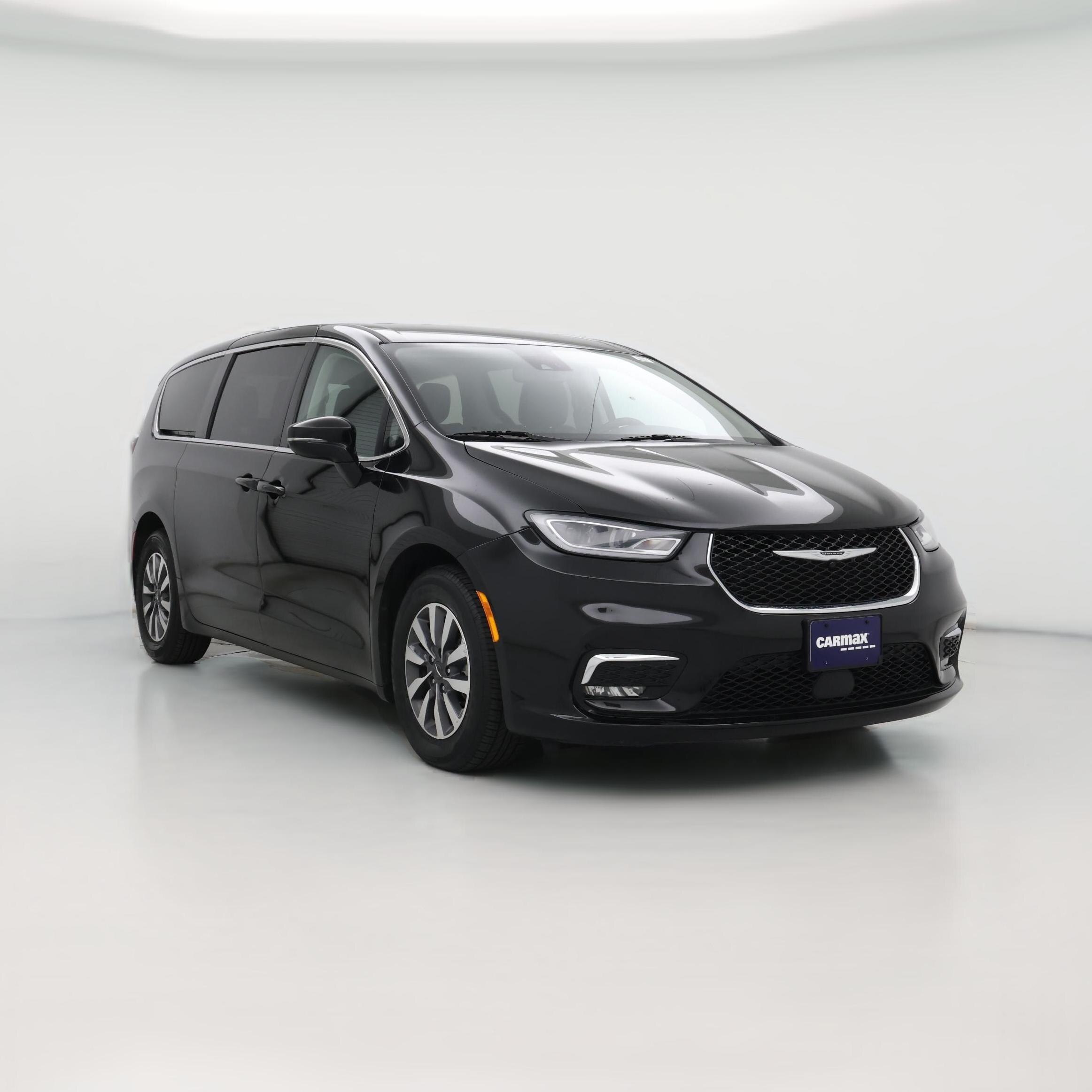 Thumbnail: 2024 Chrysler Pacifica - 1
