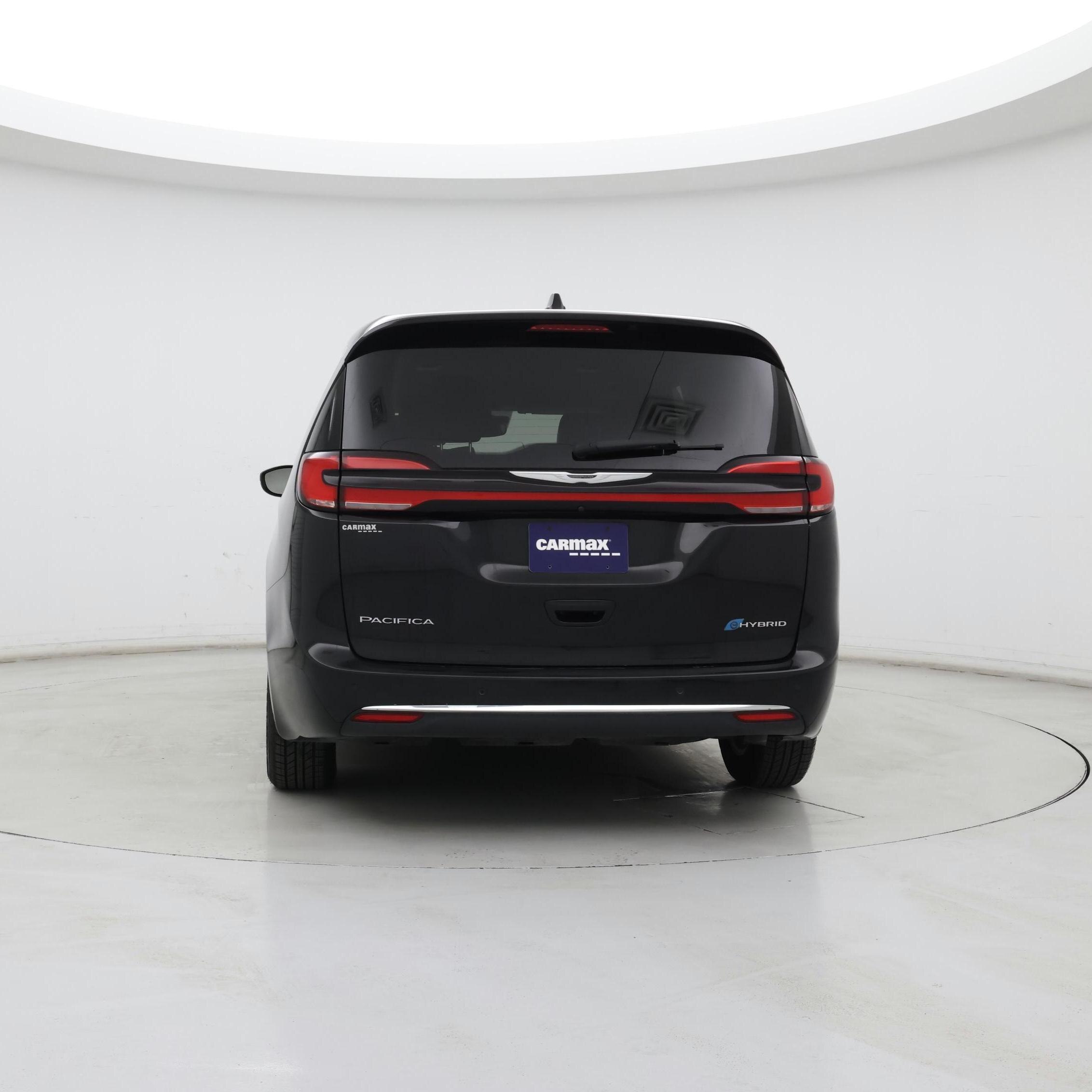 Thumbnail: 2024 Chrysler Pacifica - 6