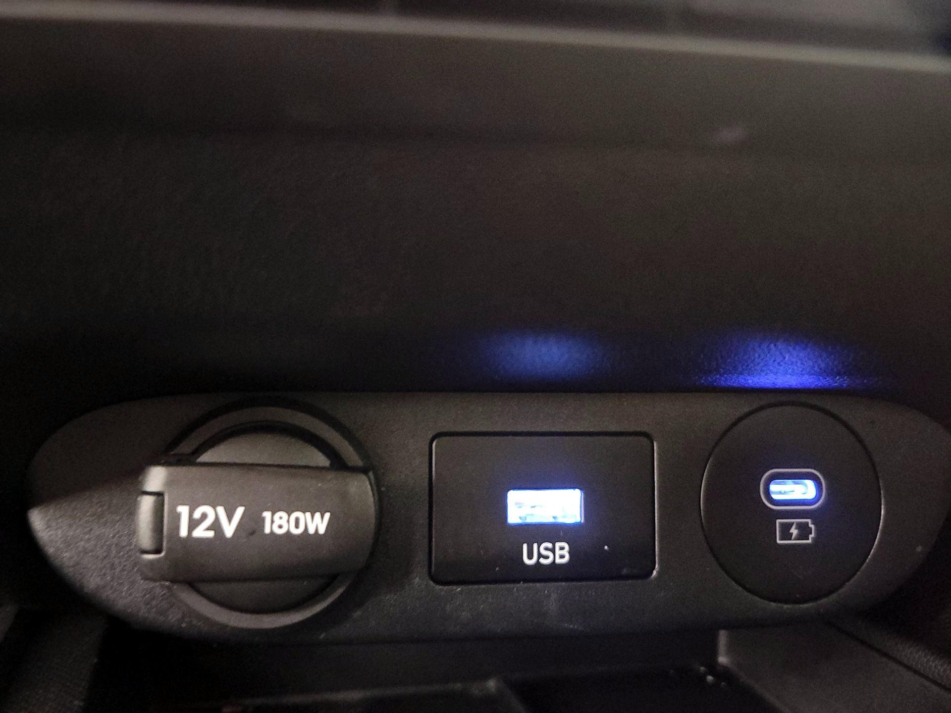 Thumbnail: 2025 Hyundai Elantra - 19