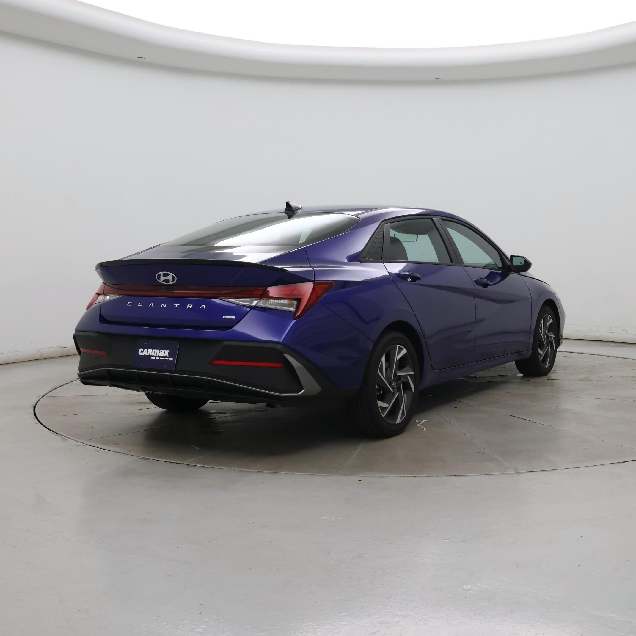 Thumbnail: 2025 Hyundai Elantra - 8