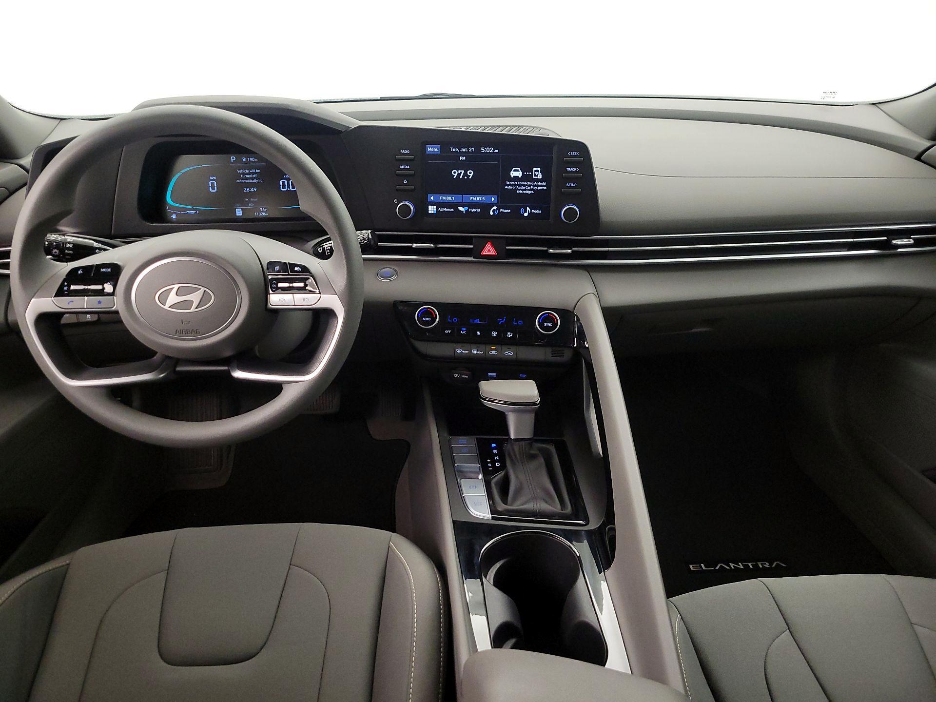 Thumbnail: 2025 Hyundai Elantra - 9