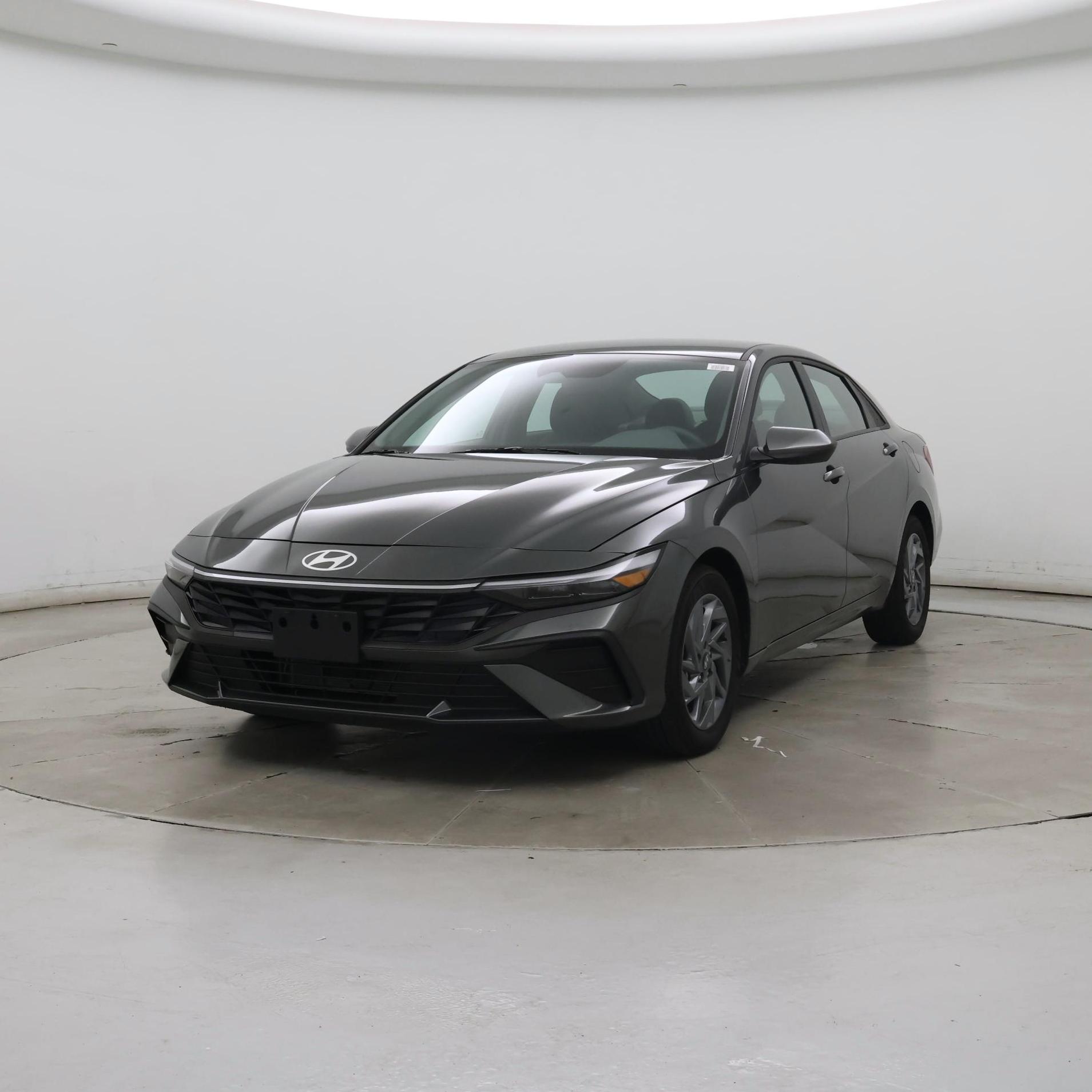 Thumbnail: 2025 Hyundai Elantra - 4