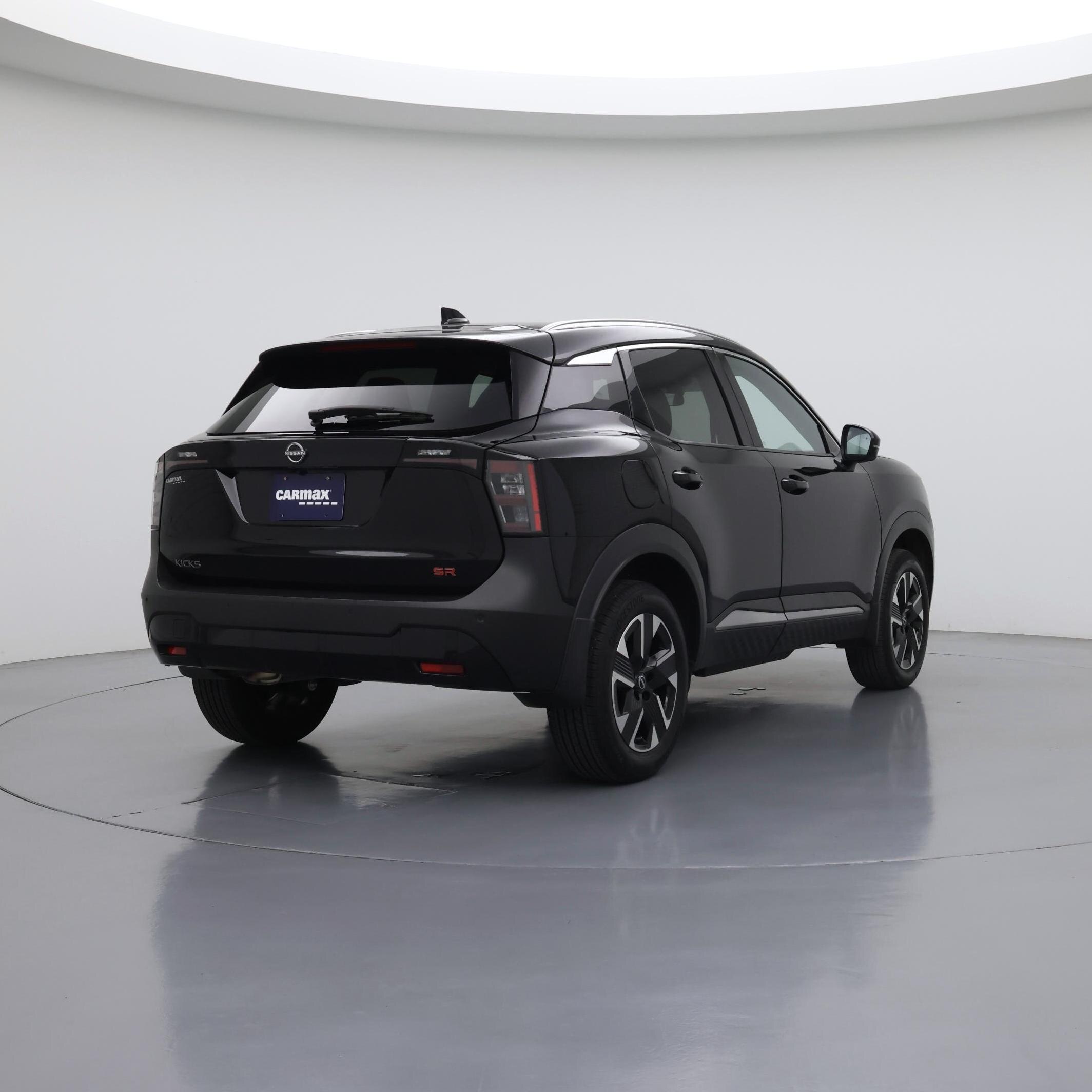 Thumbnail: 2025 Nissan Kicks - 8