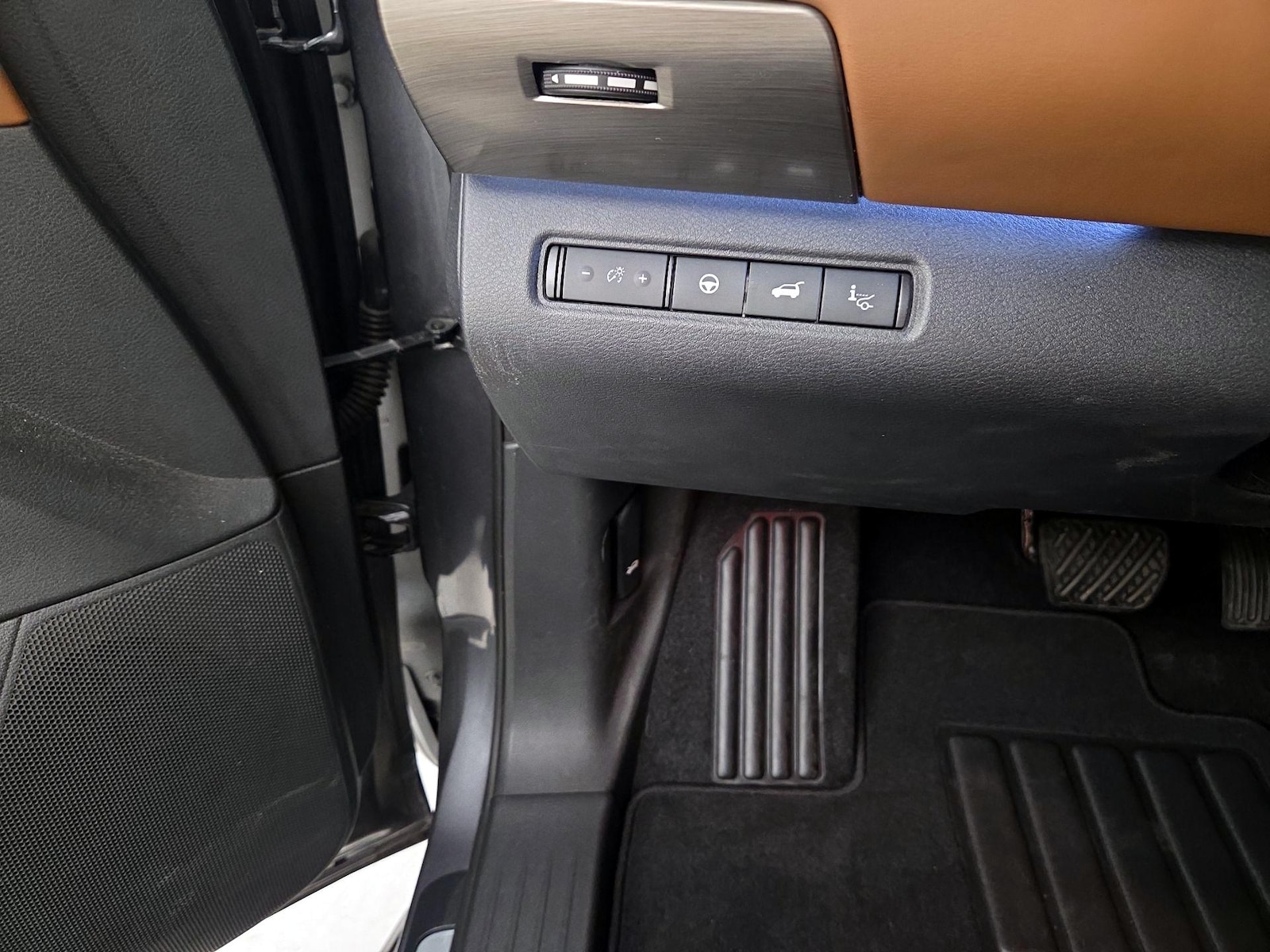 2022 Nissan Pathfinder Platinum - Photo 14