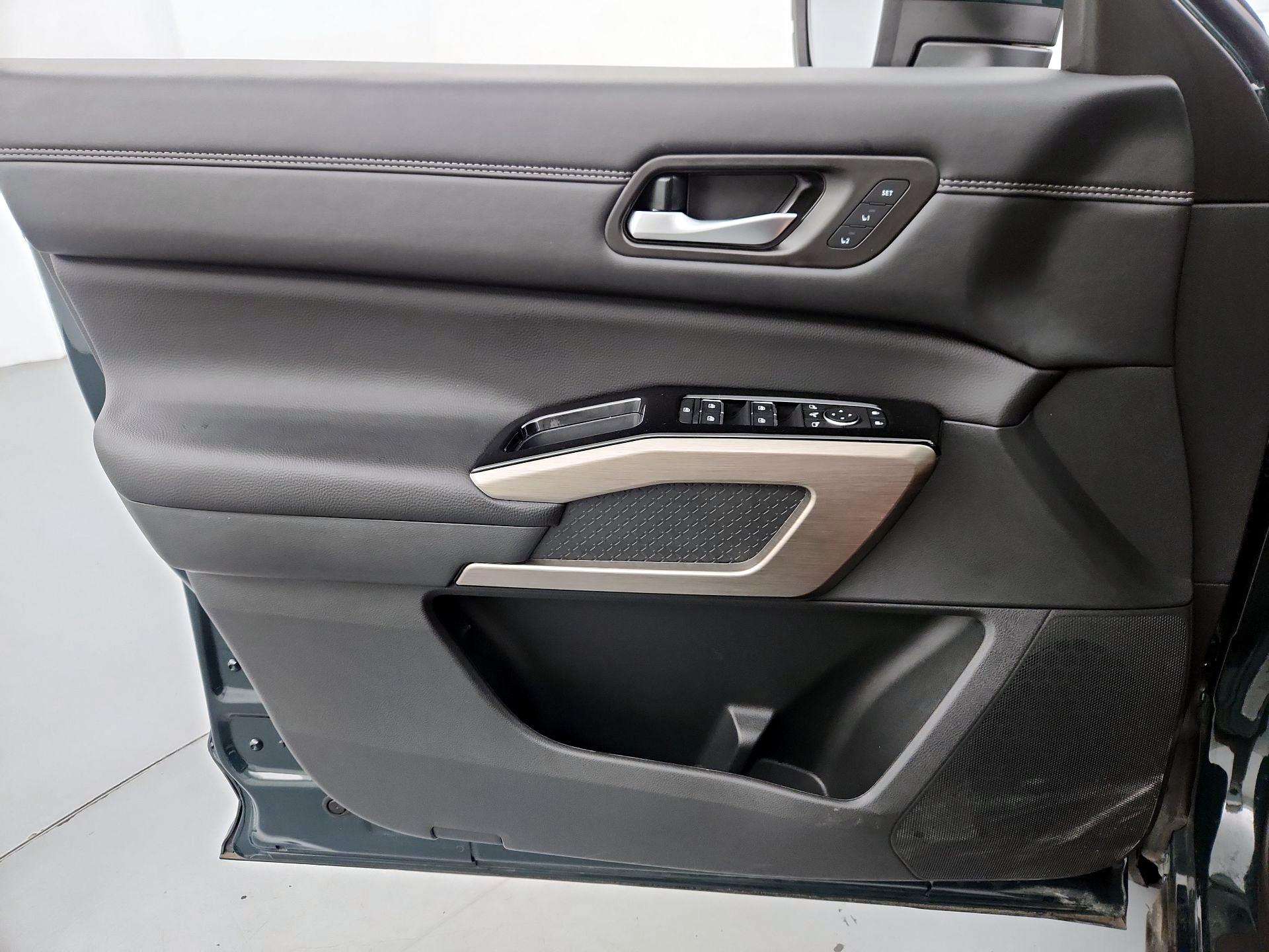 Thumbnail: 2025 Nissan Pathfinder - 12
