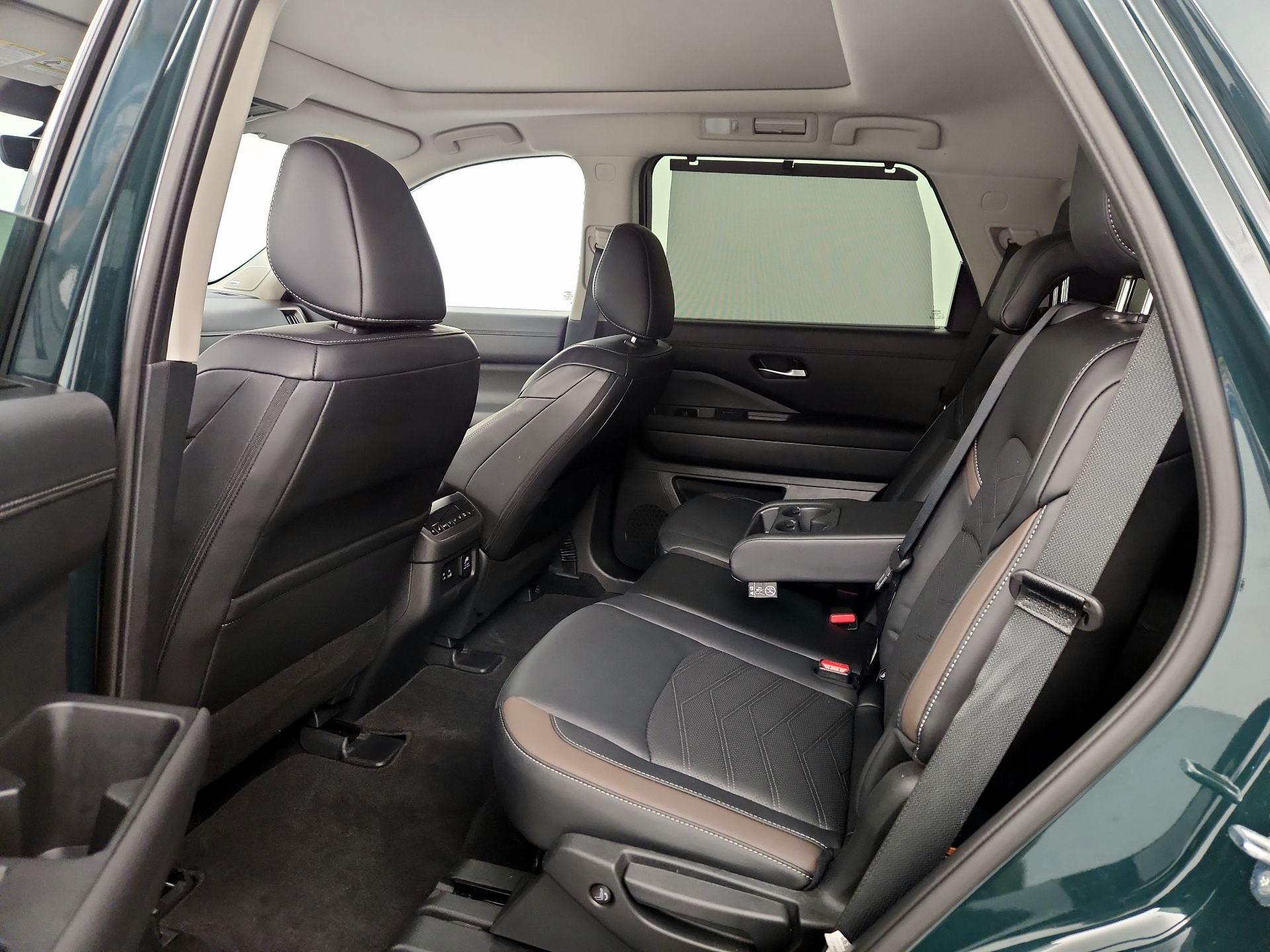 Thumbnail: 2025 Nissan Pathfinder - 19