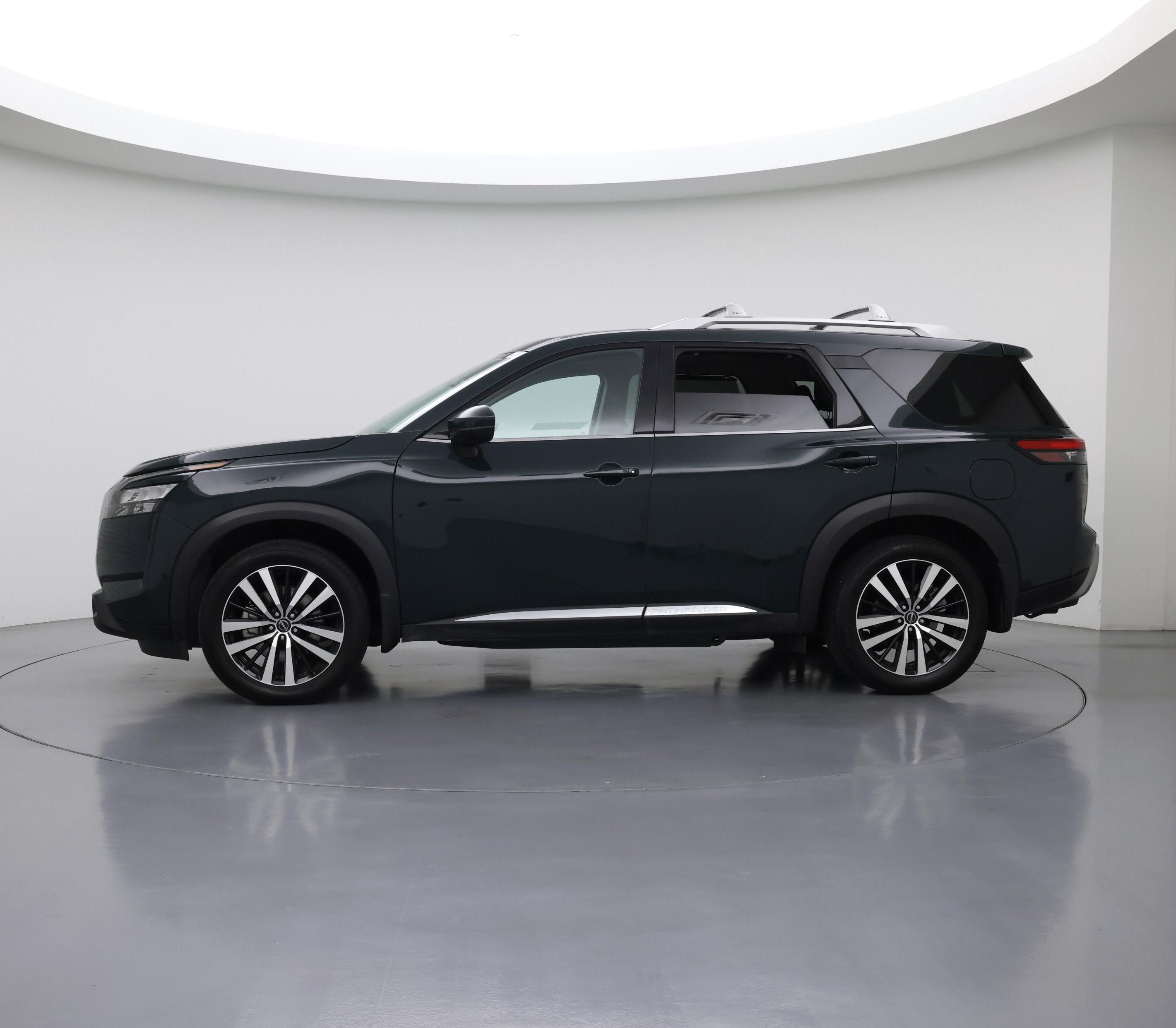 Thumbnail: 2025 Nissan Pathfinder - 3