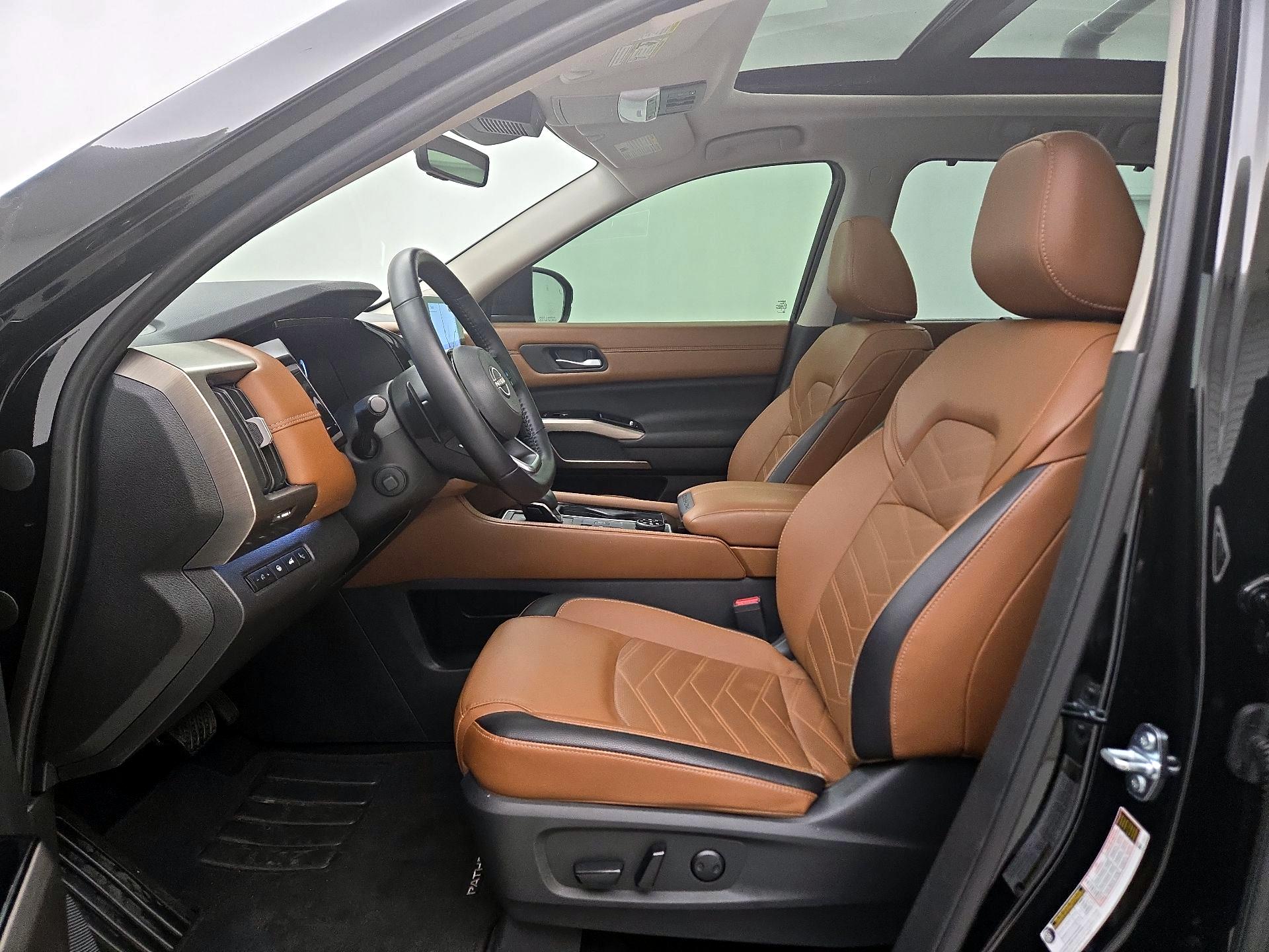 Thumbnail: 2025 Nissan Pathfinder - 11