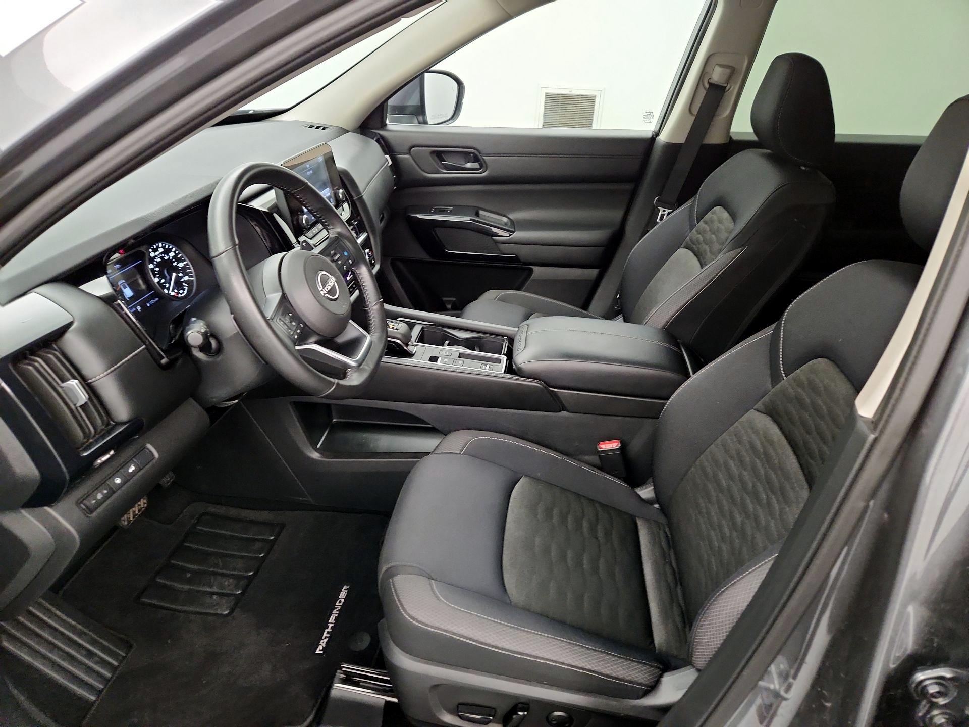 Thumbnail: 2025 Nissan Pathfinder - 11