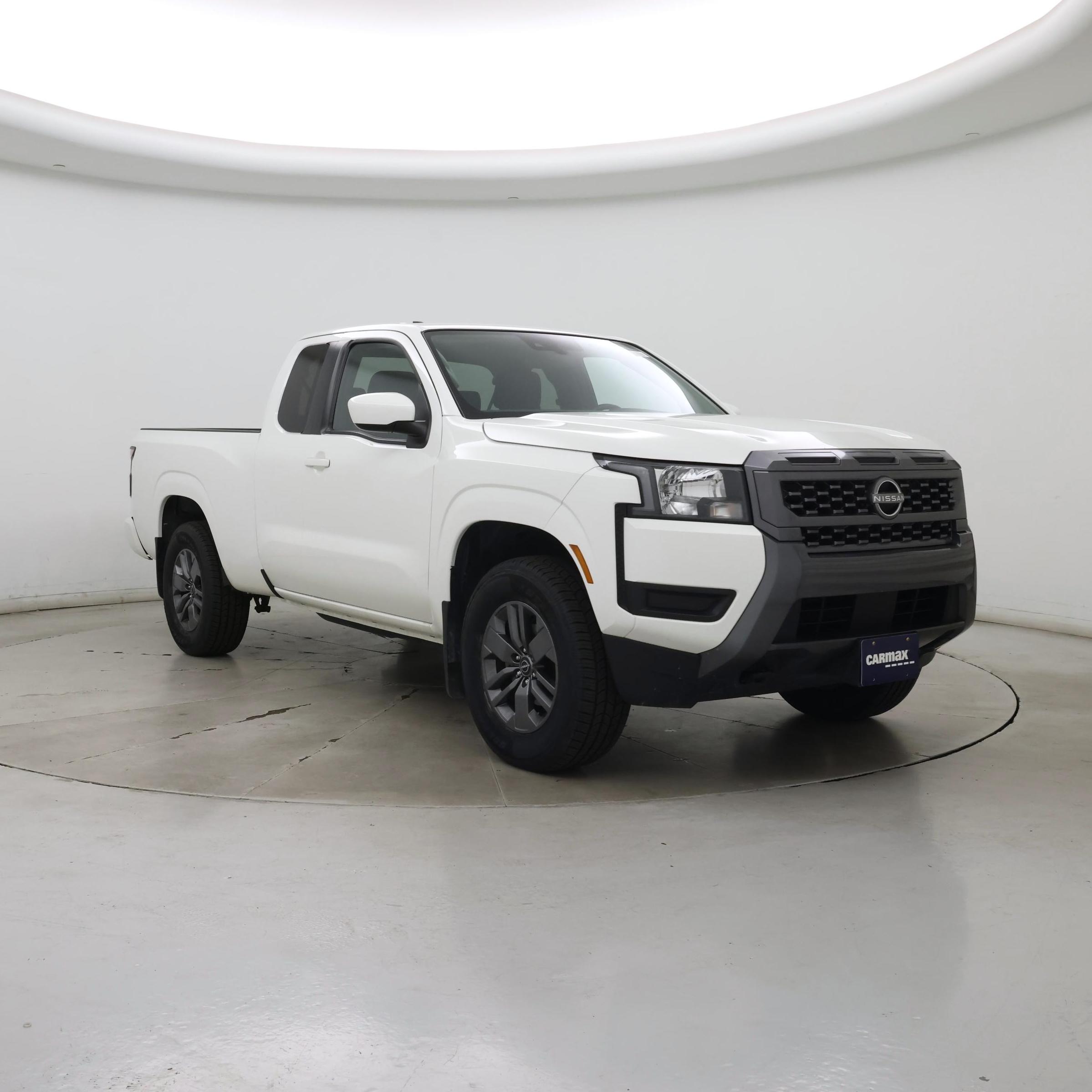 White 2025 Nissan Frontier Pickup Truck Four-Wheel Drive Automatic