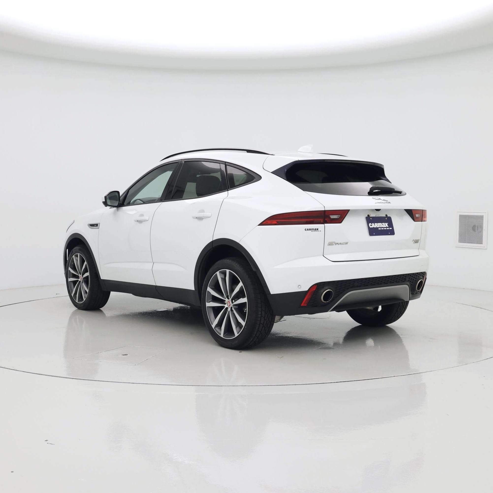Thumbnail: 2019 Jaguar E-Pace - 2