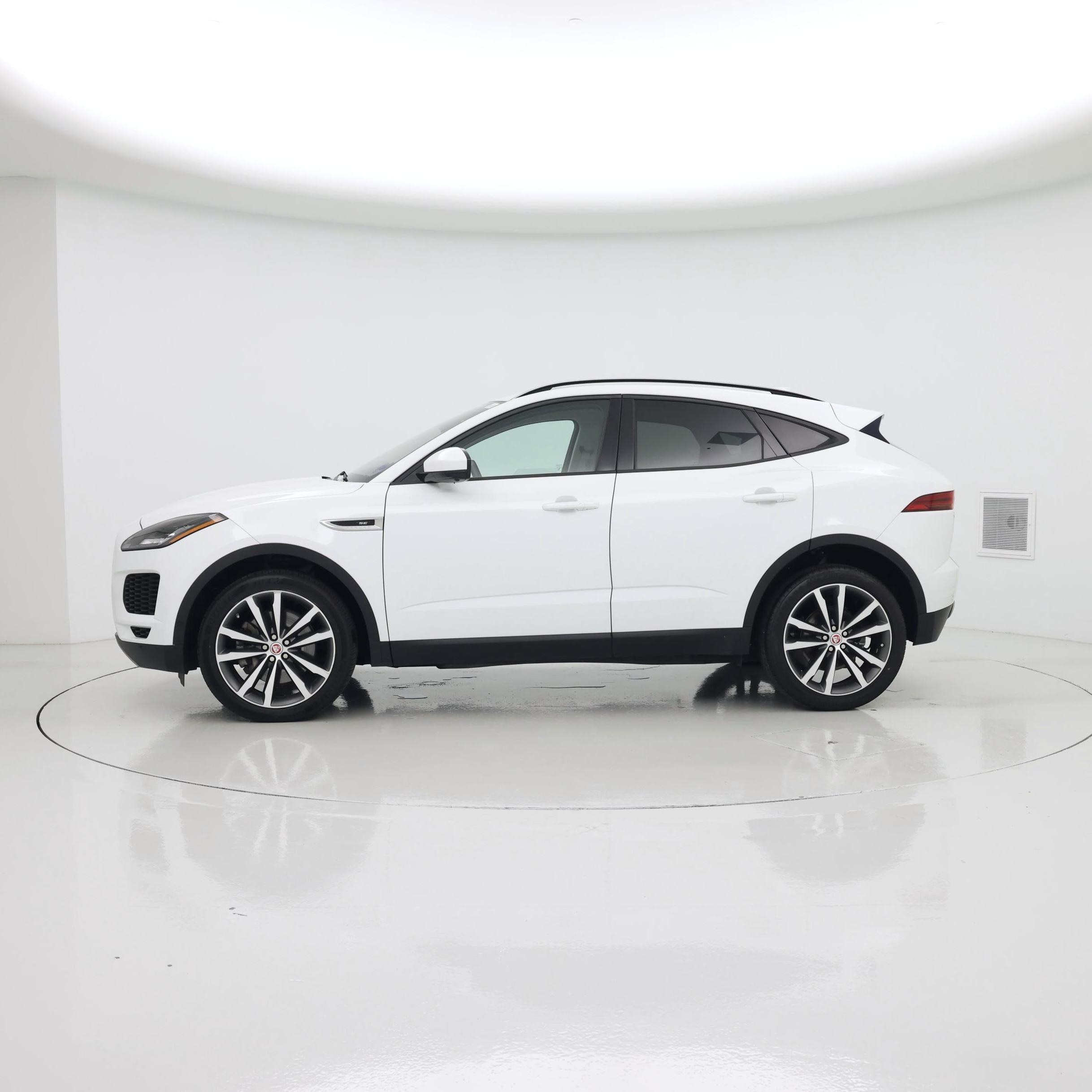 Thumbnail: 2019 Jaguar E-Pace - 3