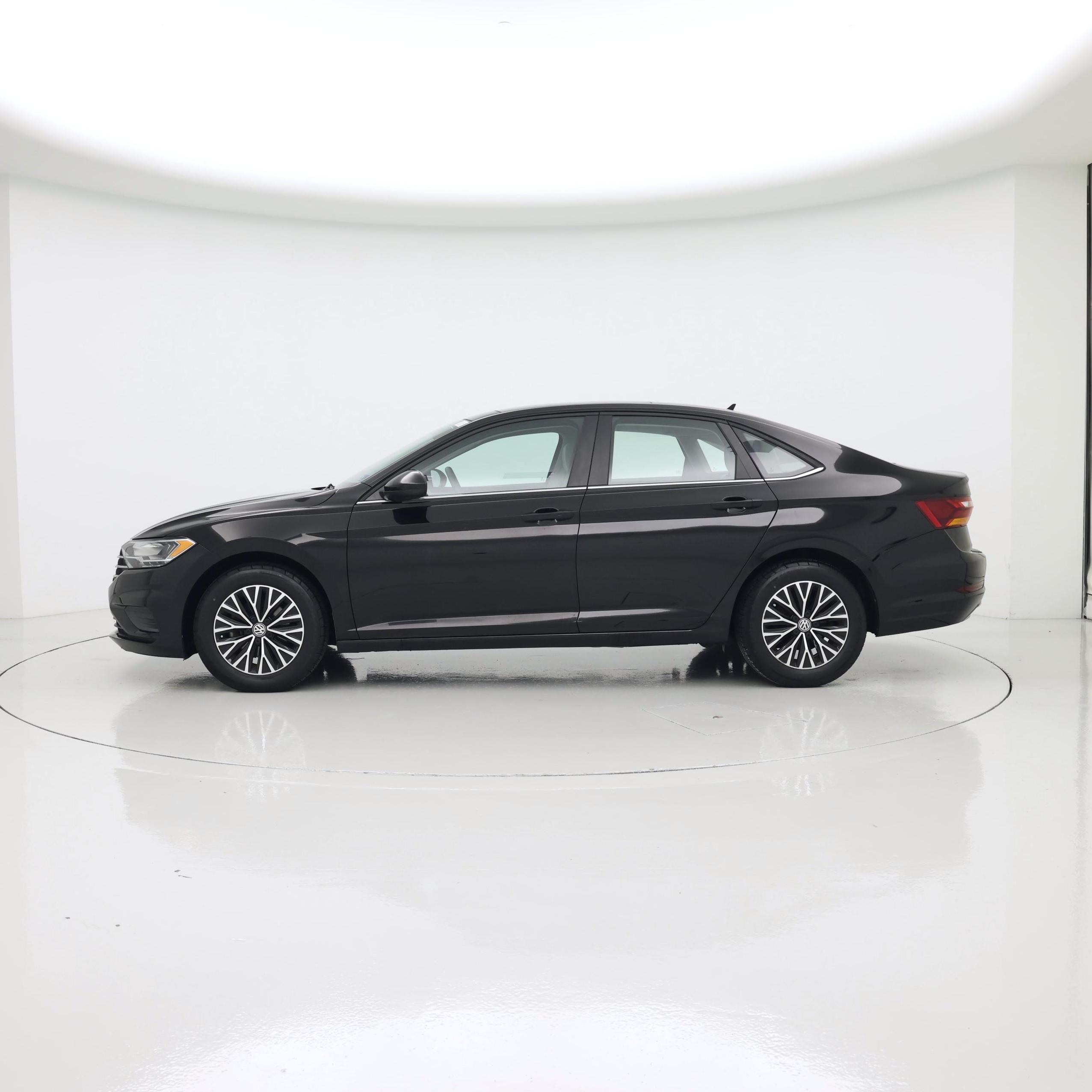 Thumbnail: 2019 Volkswagen Jetta - 3