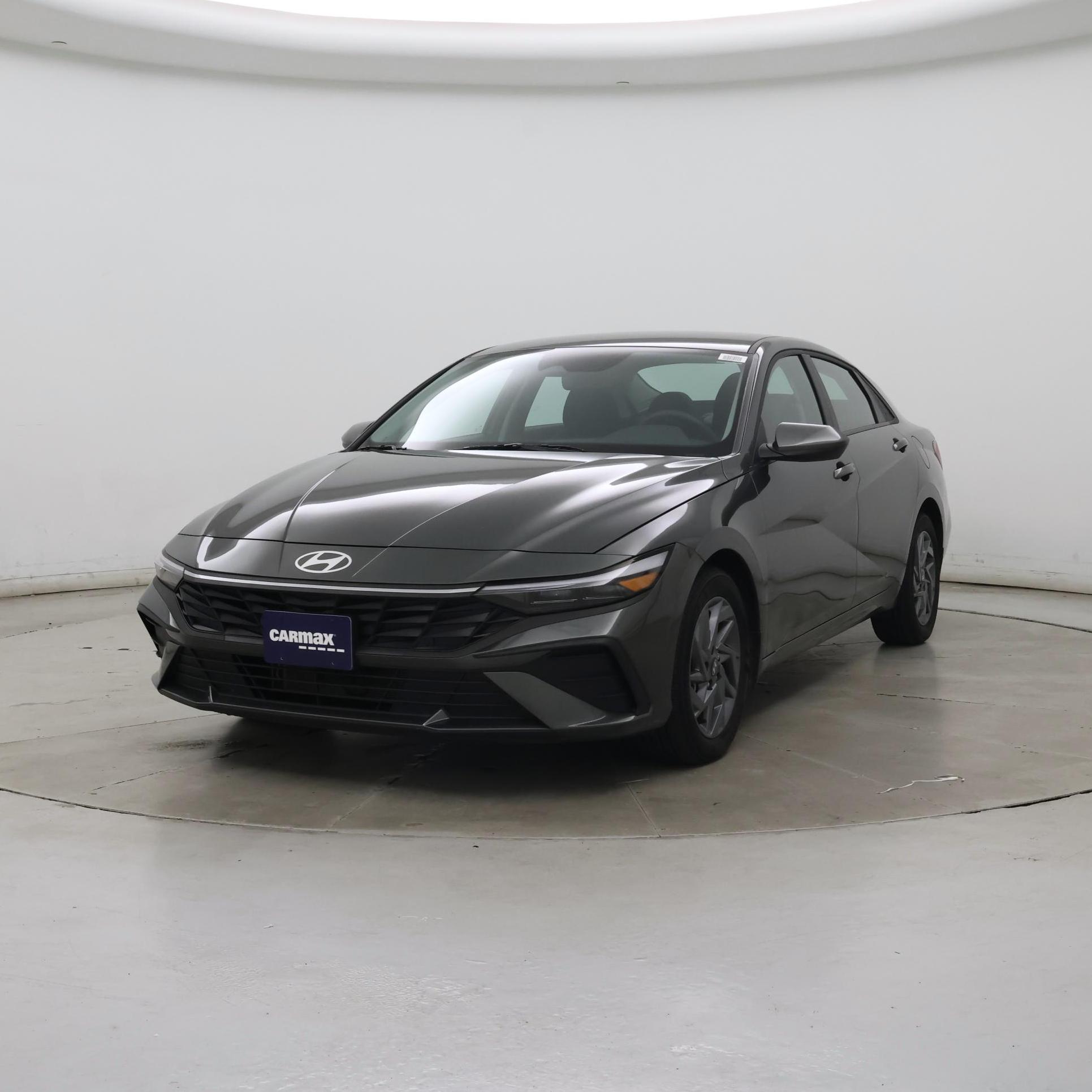 Thumbnail: 2025 Hyundai Elantra - 4