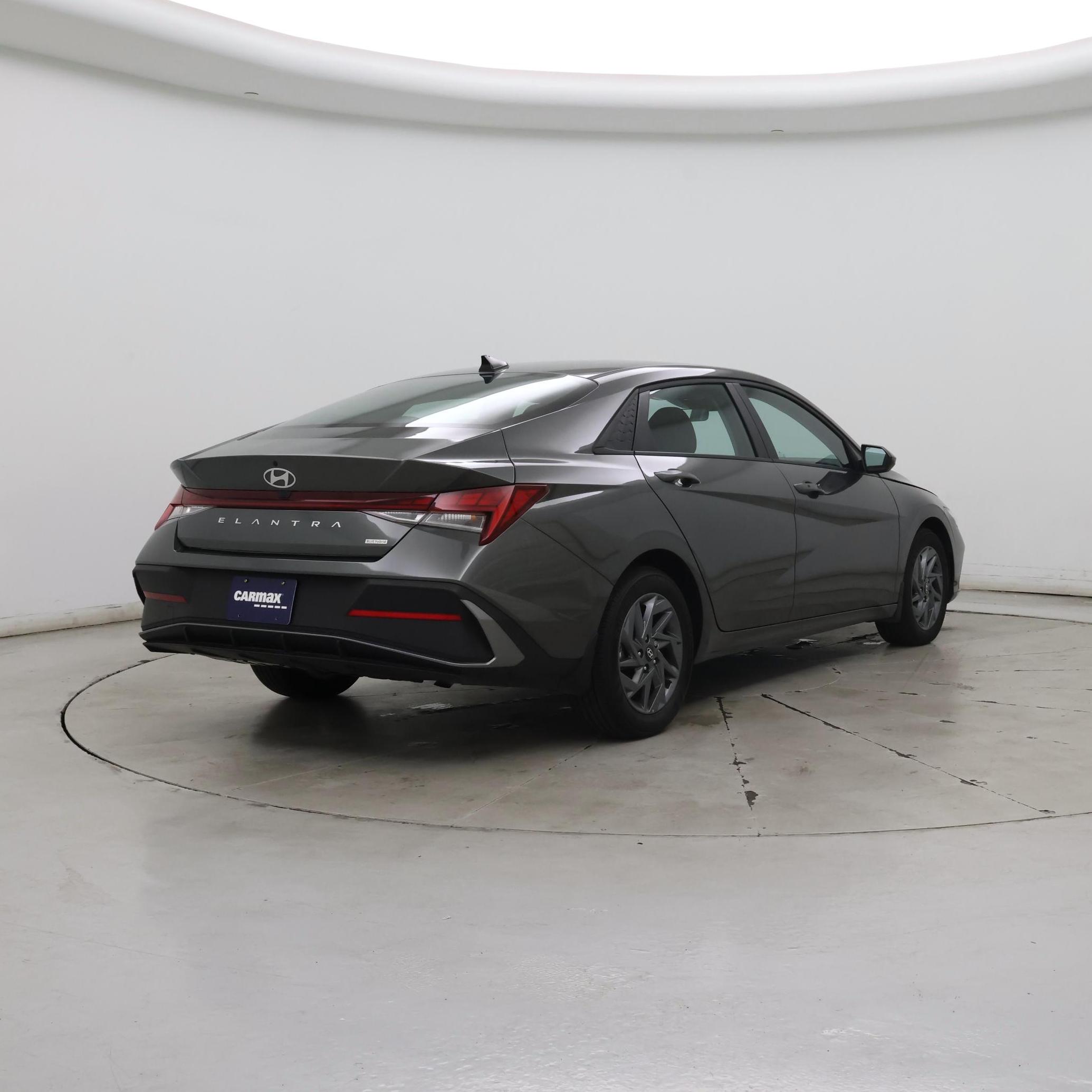 Thumbnail: 2025 Hyundai Elantra - 8