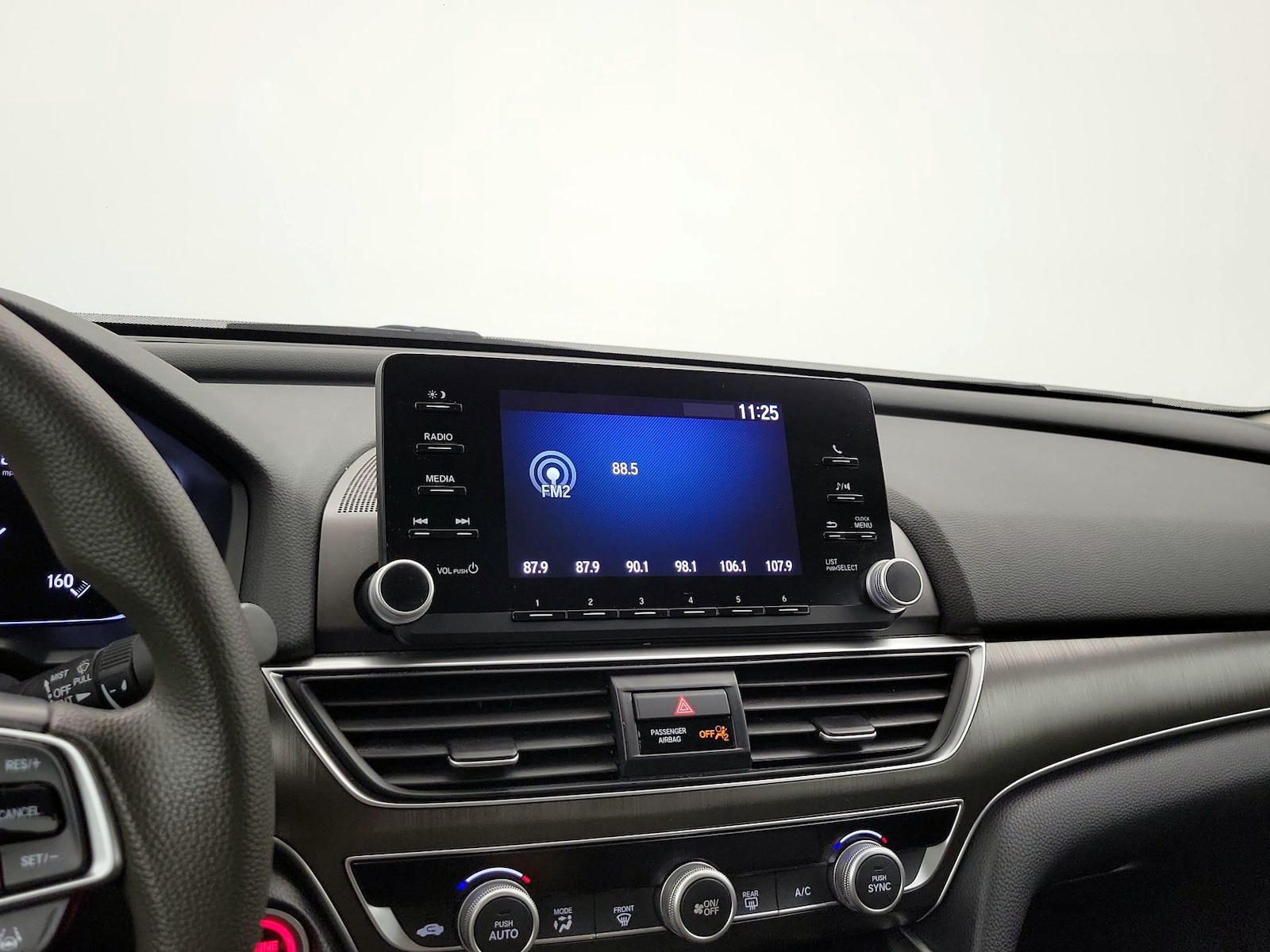 2019 Honda Accord LX - Photo 16