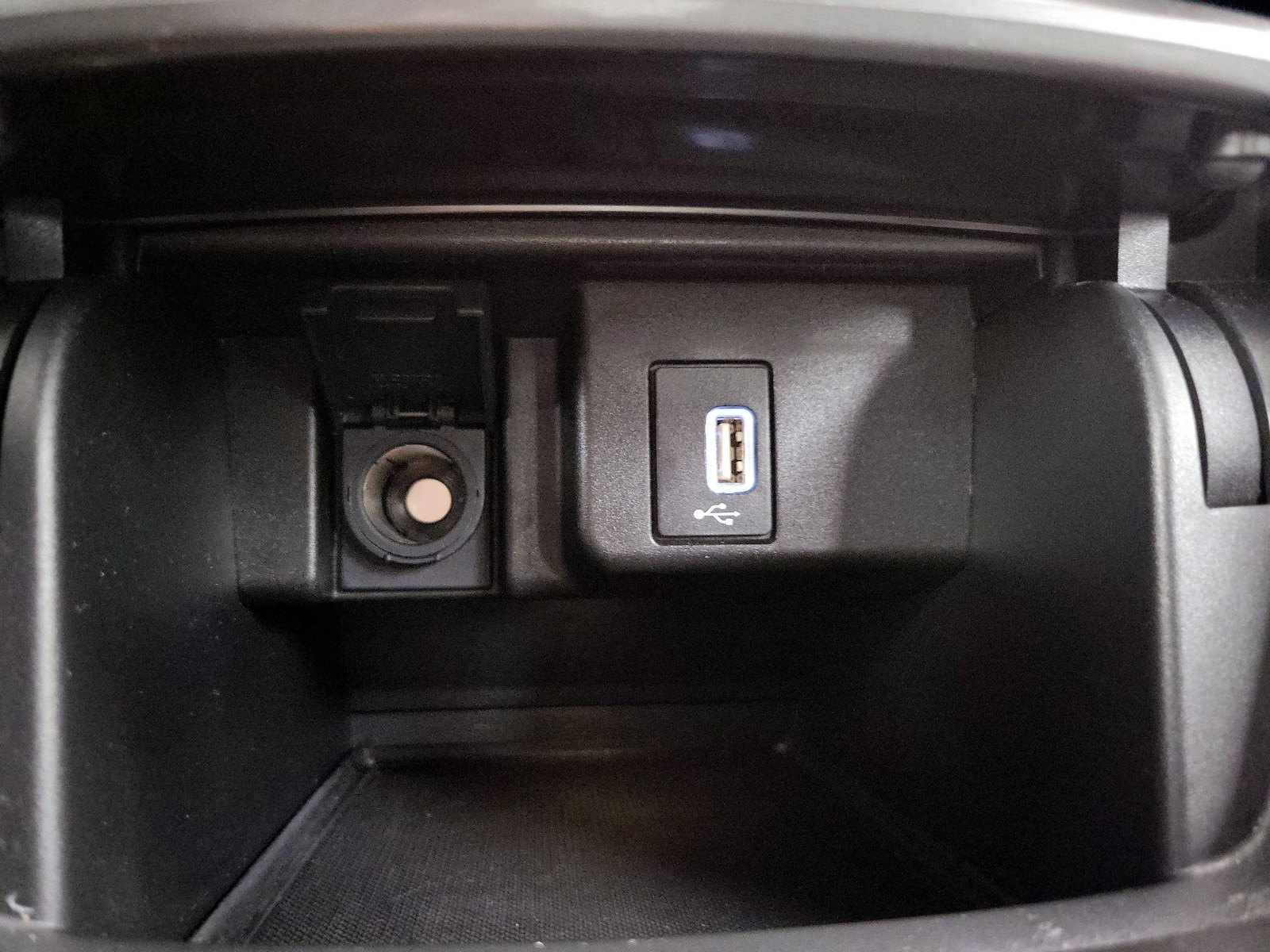 2019 Honda Accord LX - Photo 19