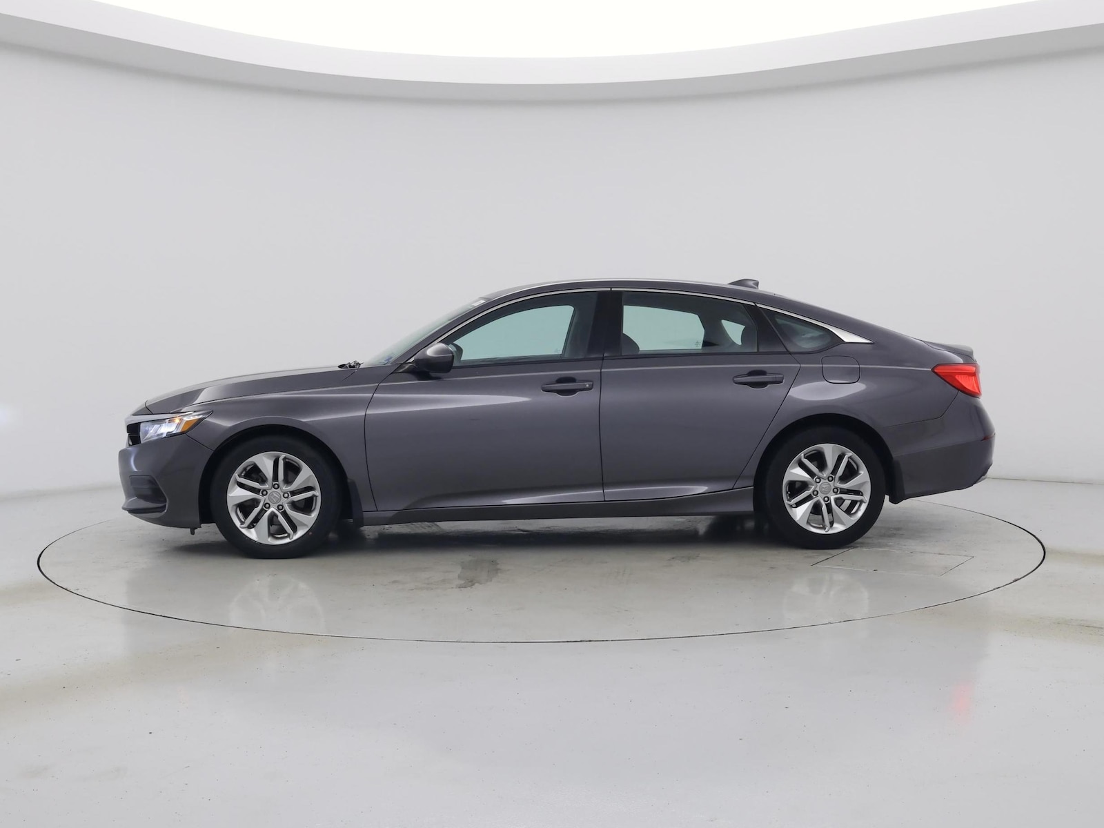 2019 Honda Accord LX - Photo 4