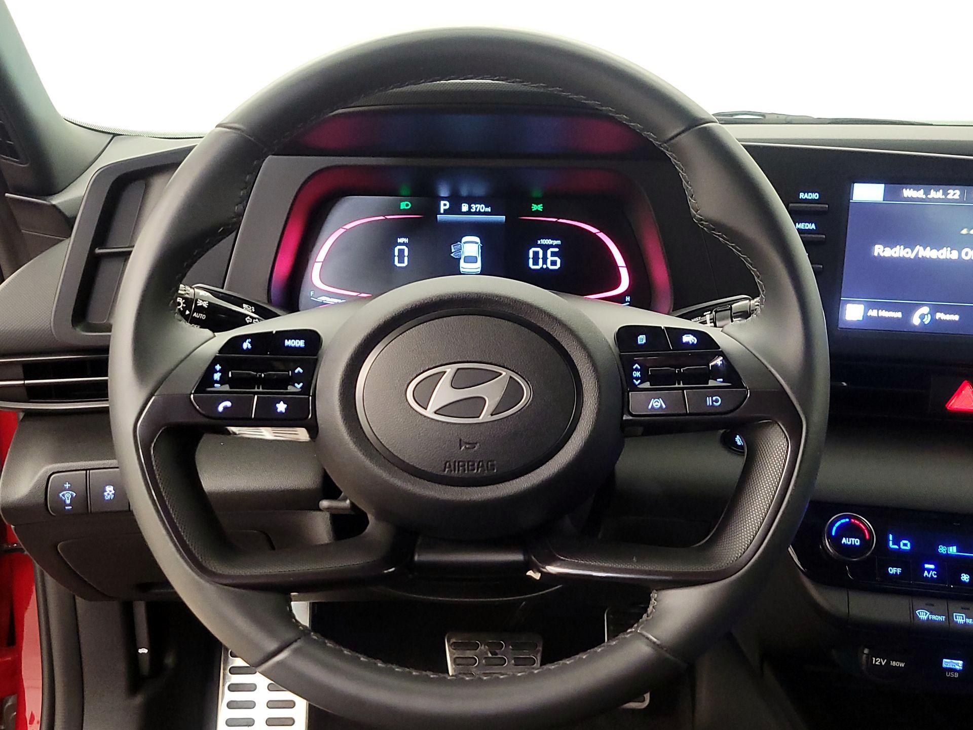 Thumbnail: 2025 Hyundai Elantra - 10