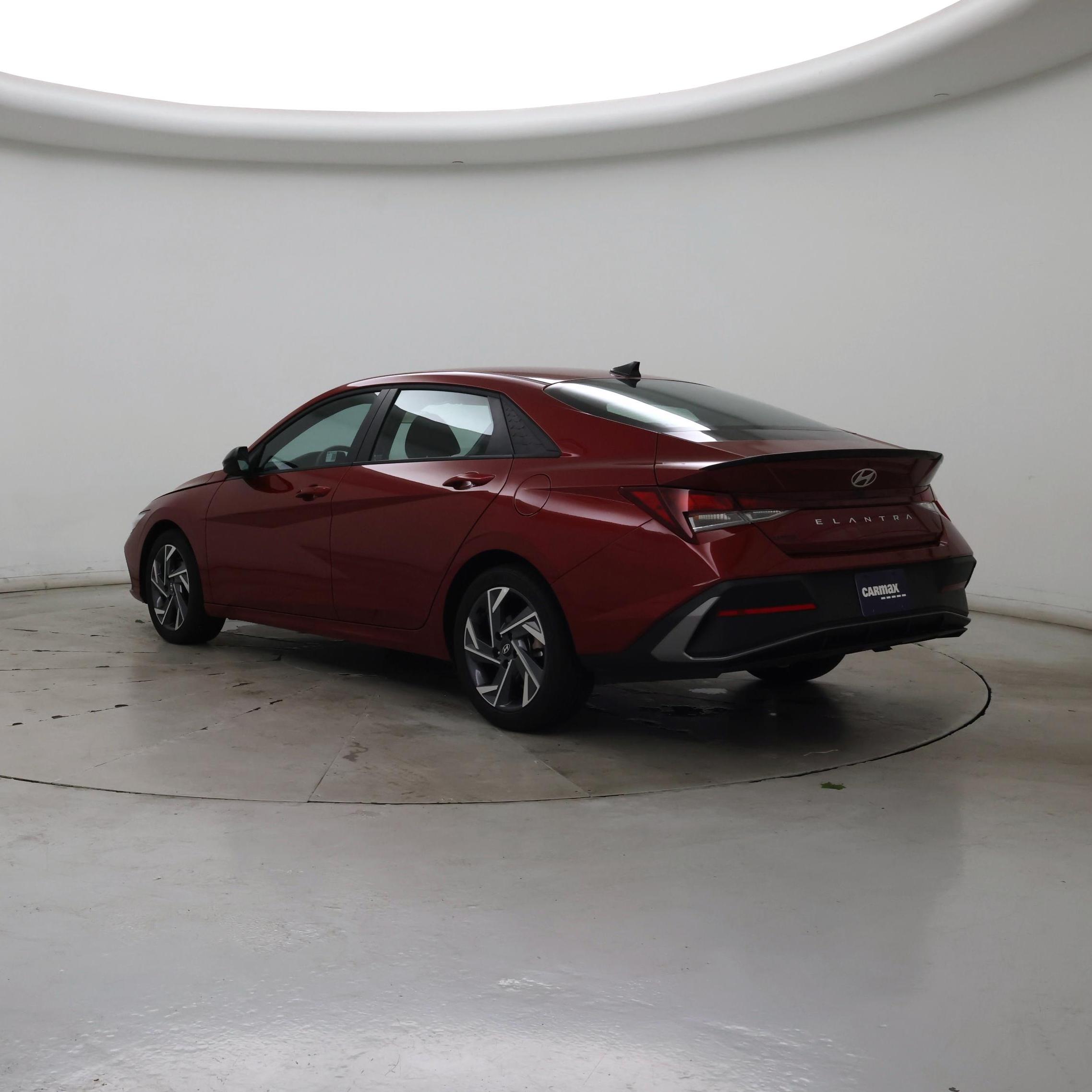 Thumbnail: 2025 Hyundai Elantra - 2