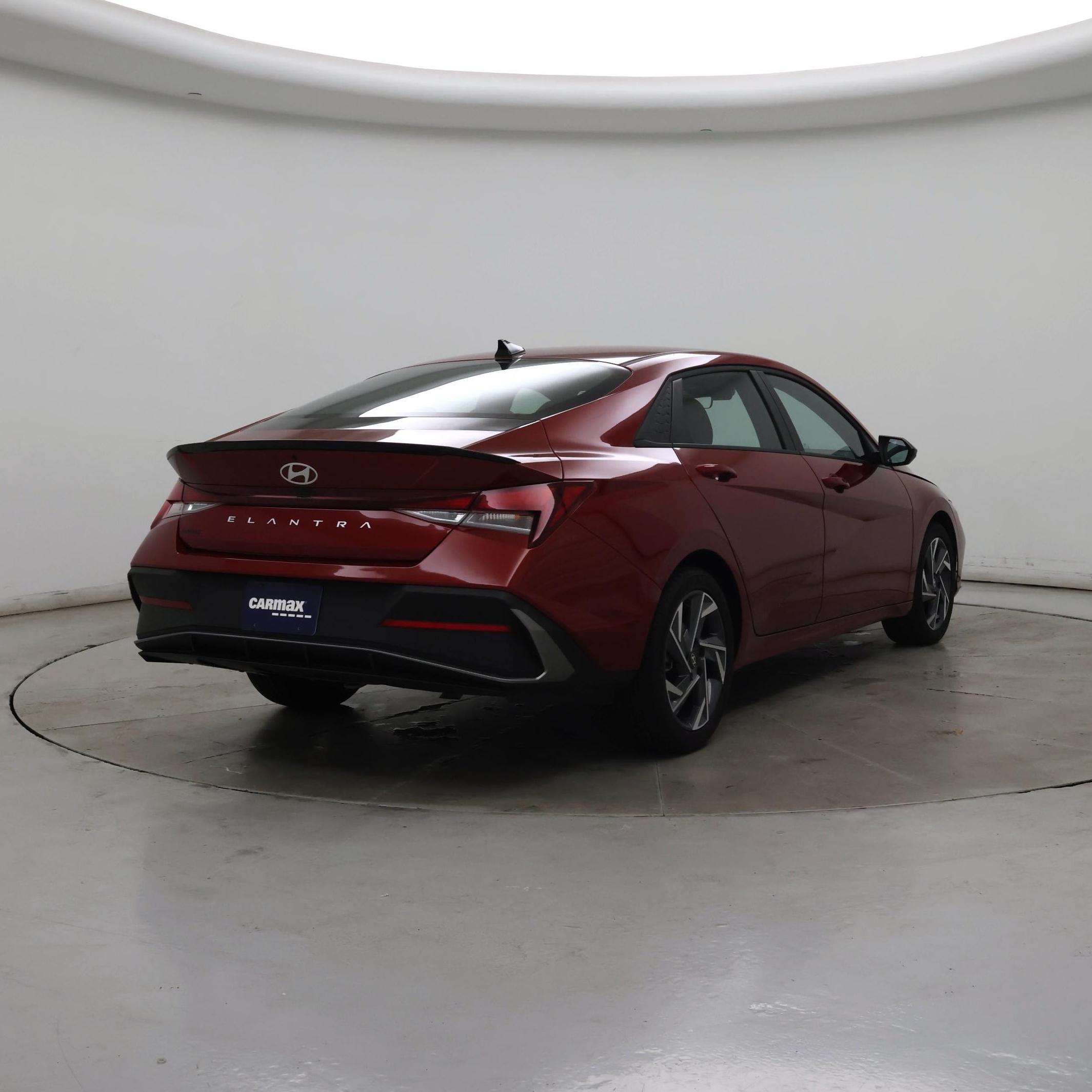 Thumbnail: 2025 Hyundai Elantra - 8