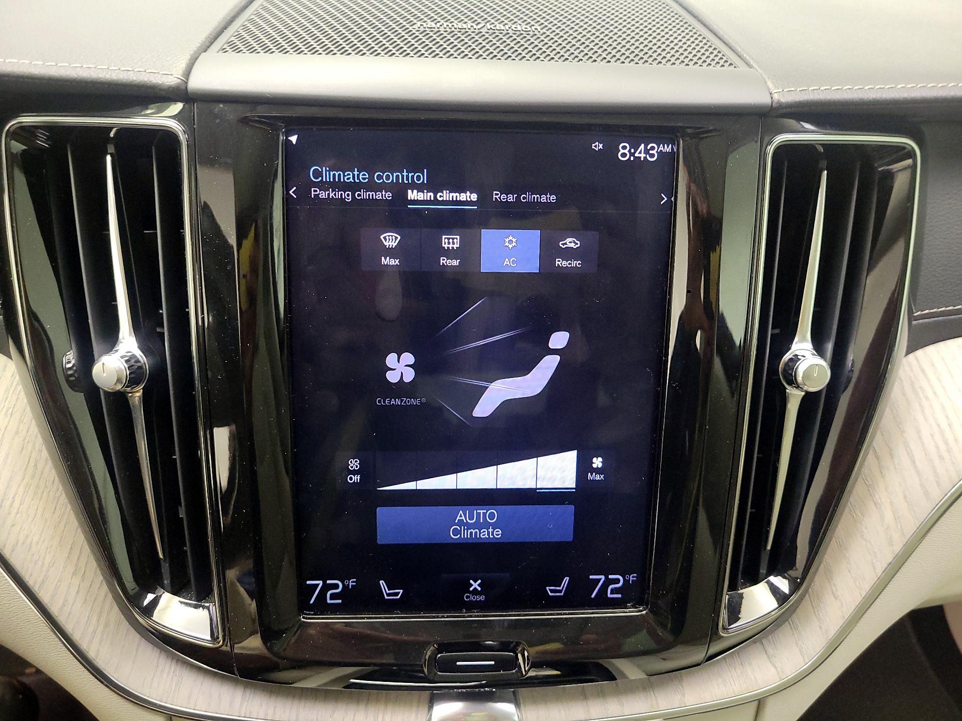 Thumbnail: 2019 Volvo XC60 - 16