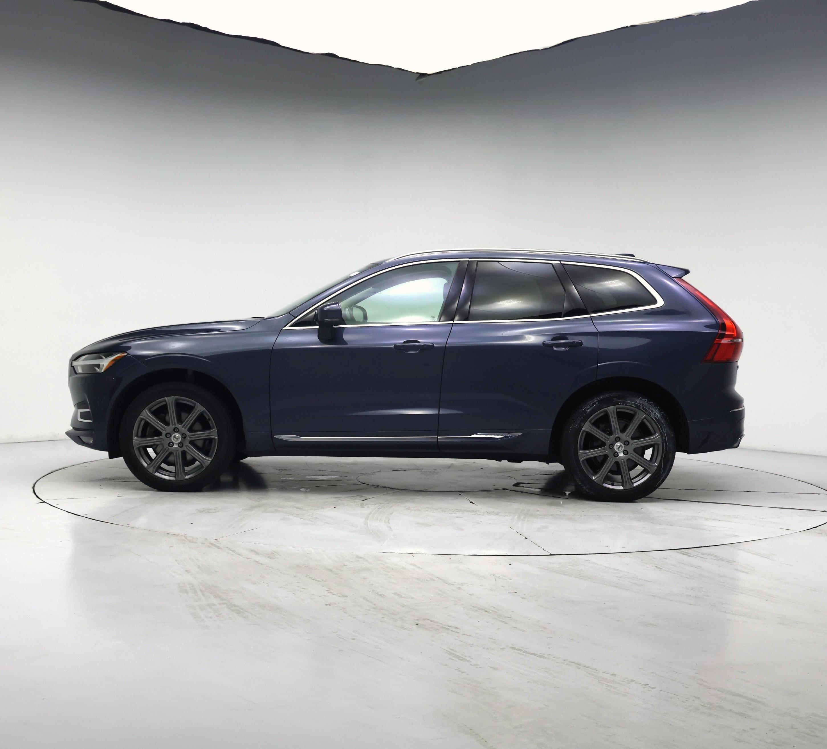 Thumbnail: 2019 Volvo XC60 - 3