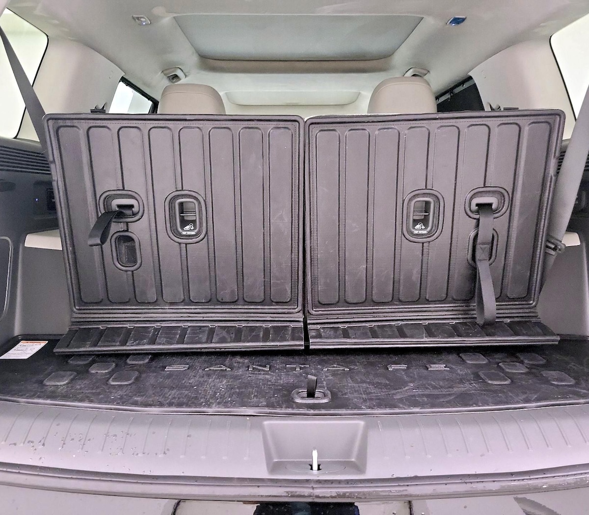 Trunk/Cargo (Seats Up)