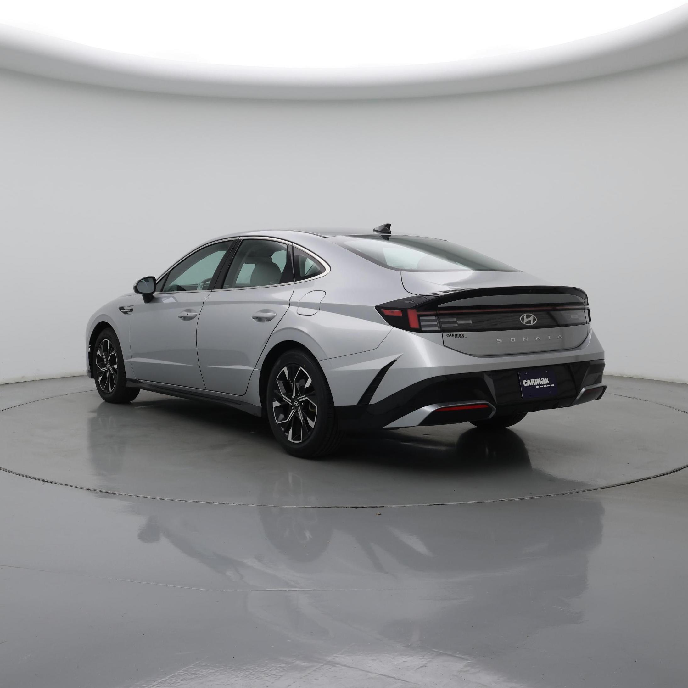 Thumbnail: 2024 Hyundai Sonata - 2