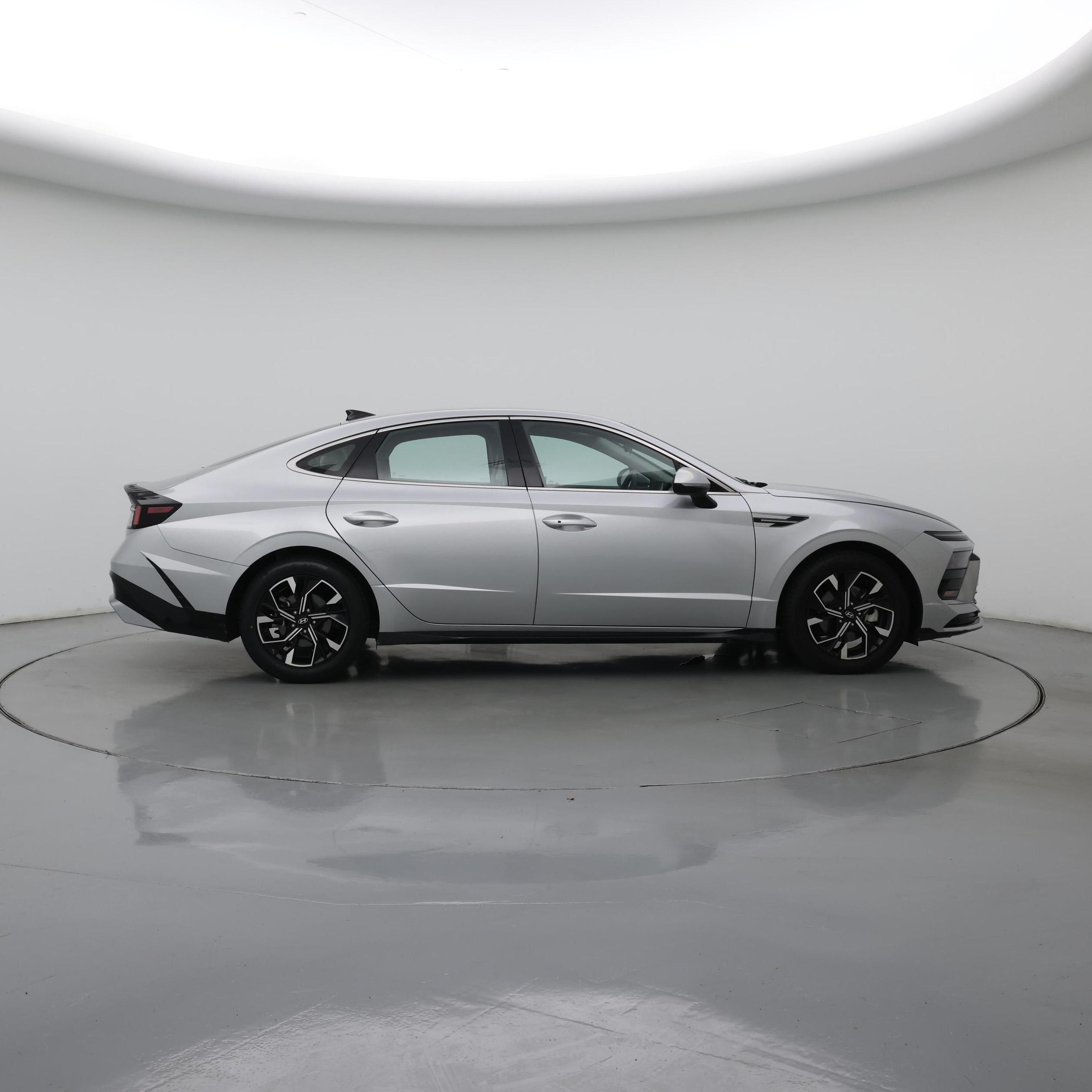 Thumbnail: 2024 Hyundai Sonata - 7