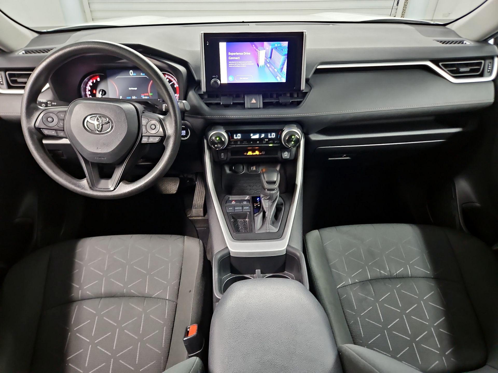 Thumbnail: 2024 Toyota RAV4 - 9
