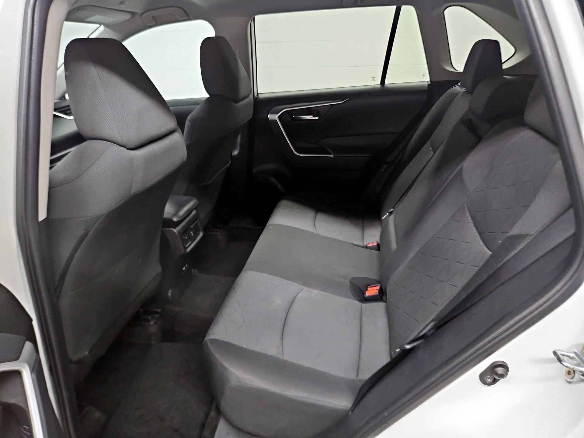 Thumbnail: 2024 Toyota RAV4 - 19