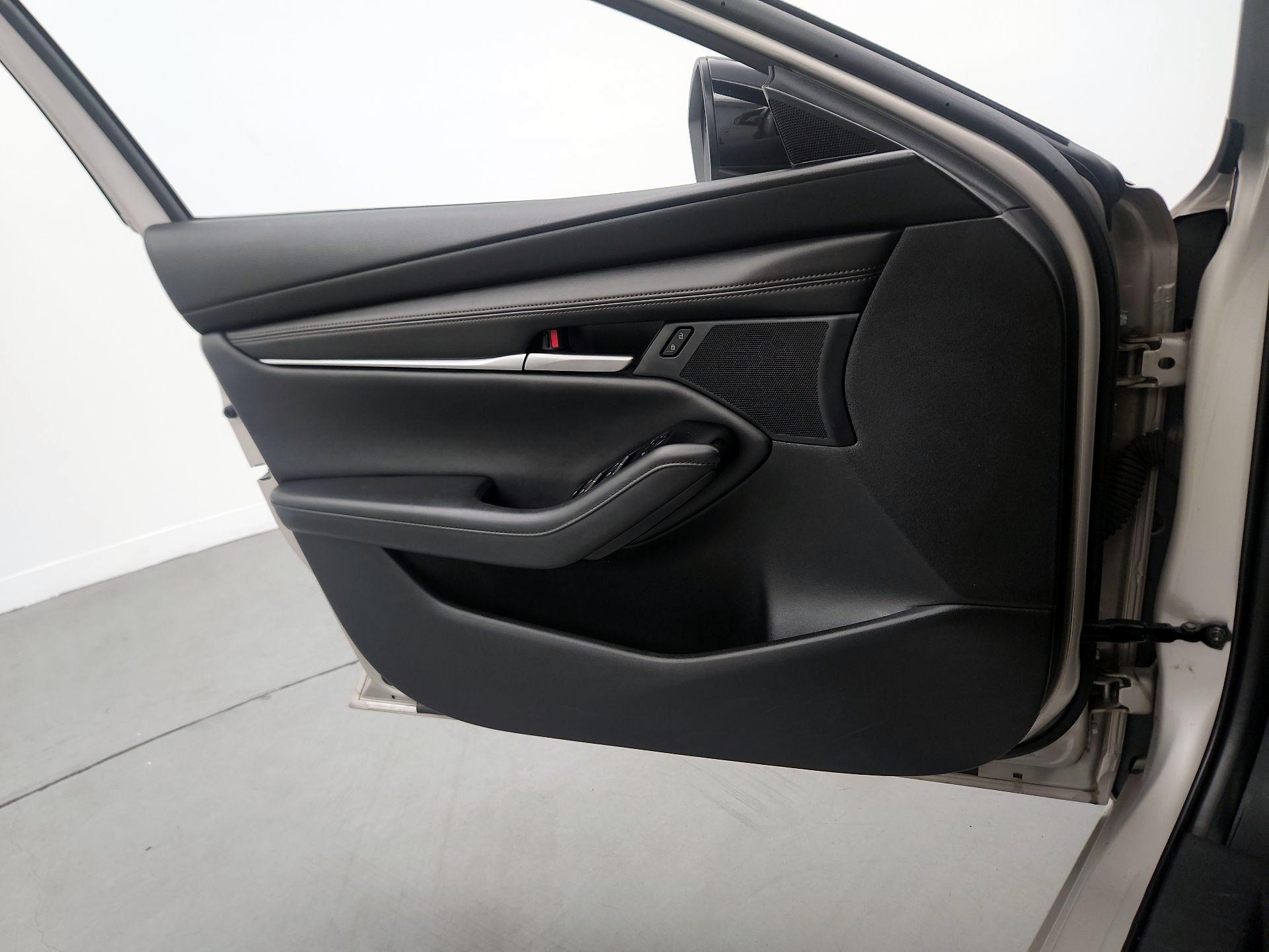 Thumbnail: 2024 Mazda Mazda3 - 12
